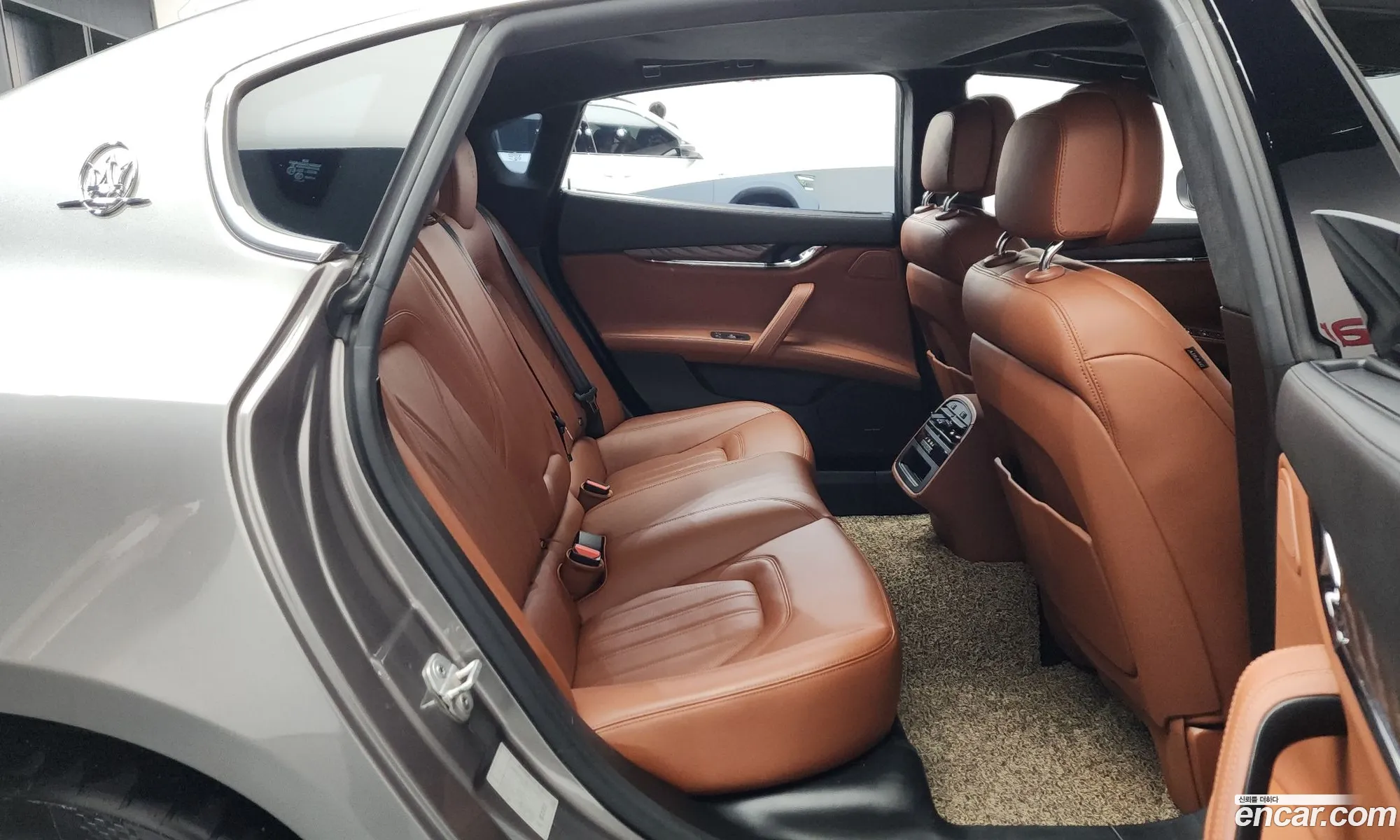 Maserati Quattroporte 2016 11111111111111111 — 31