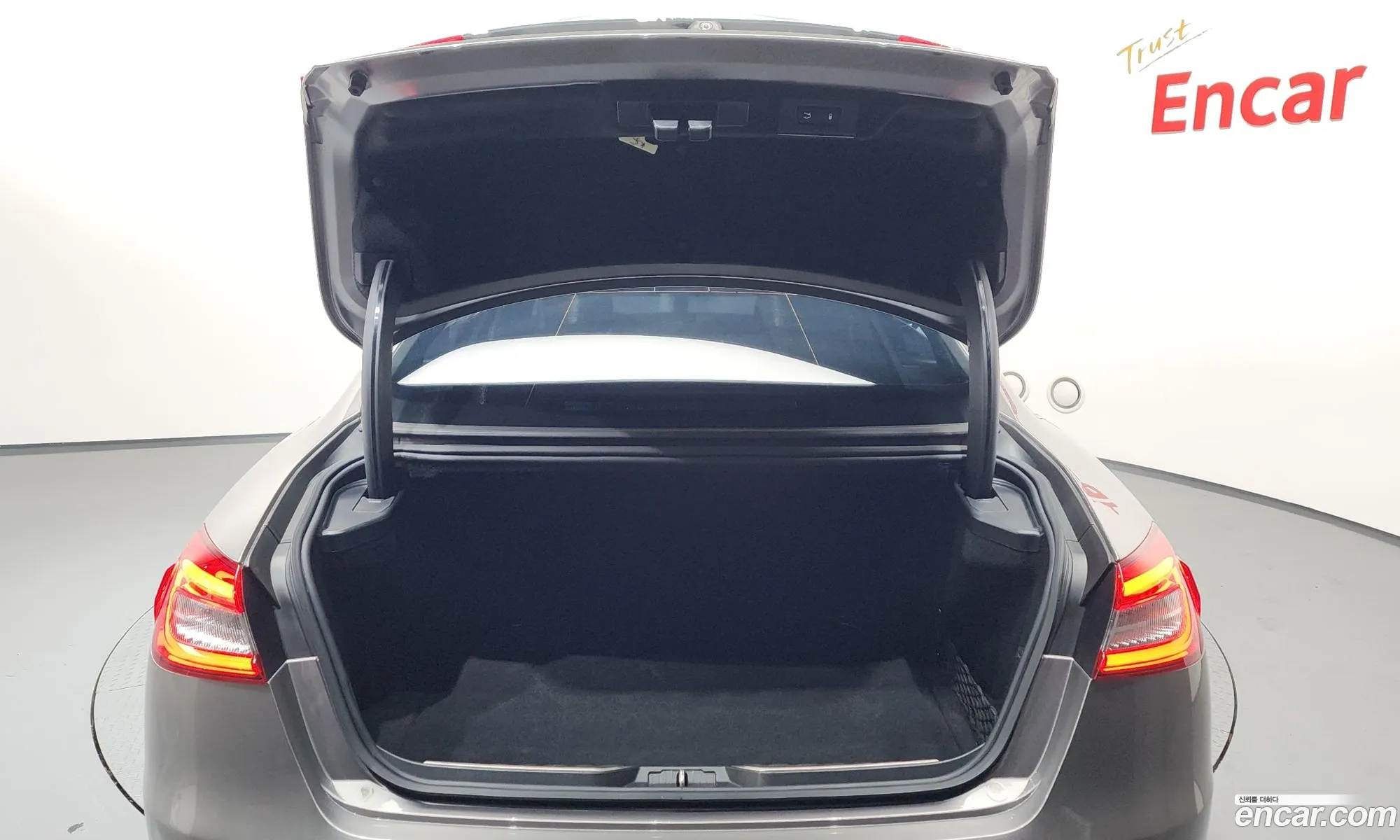 Maserati Quattroporte 2016 11111111111111111 — 21