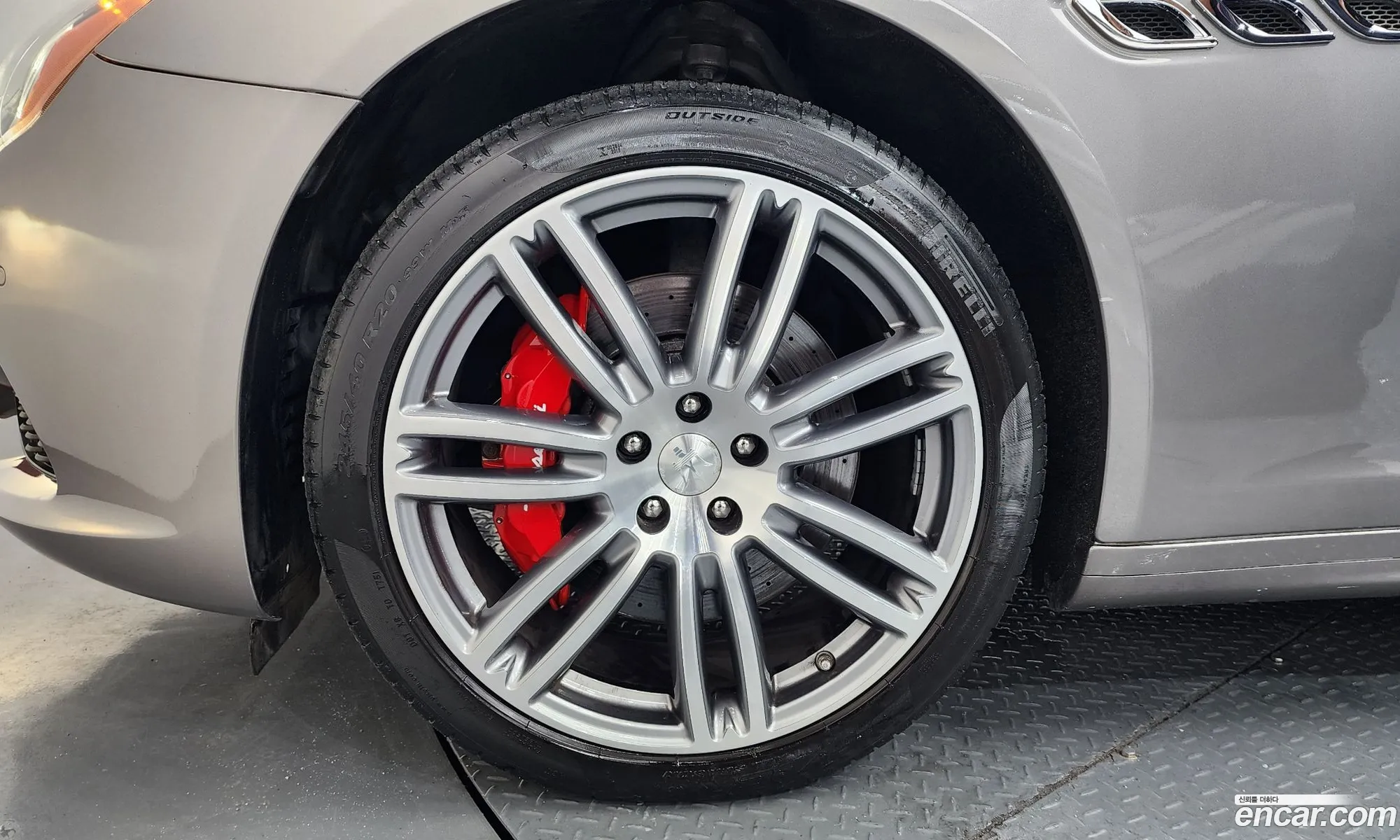 Maserati Quattroporte 2016 11111111111111111 — 23