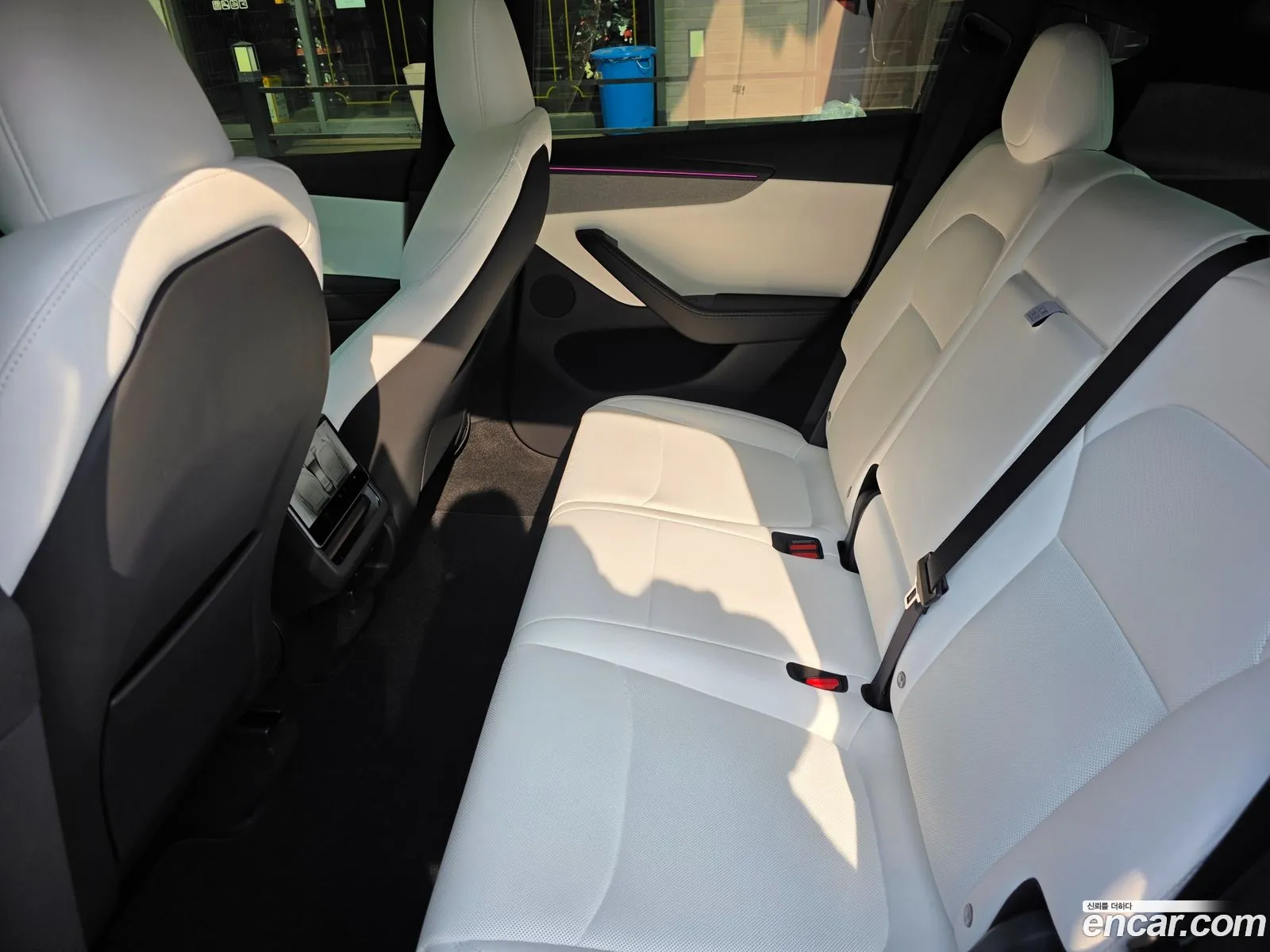 Tesla Model Y 2026 — 2