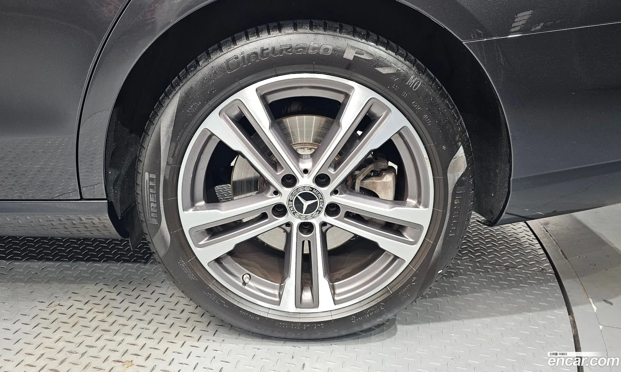 Mercedes-Benz E-Class W213 2022 — 9