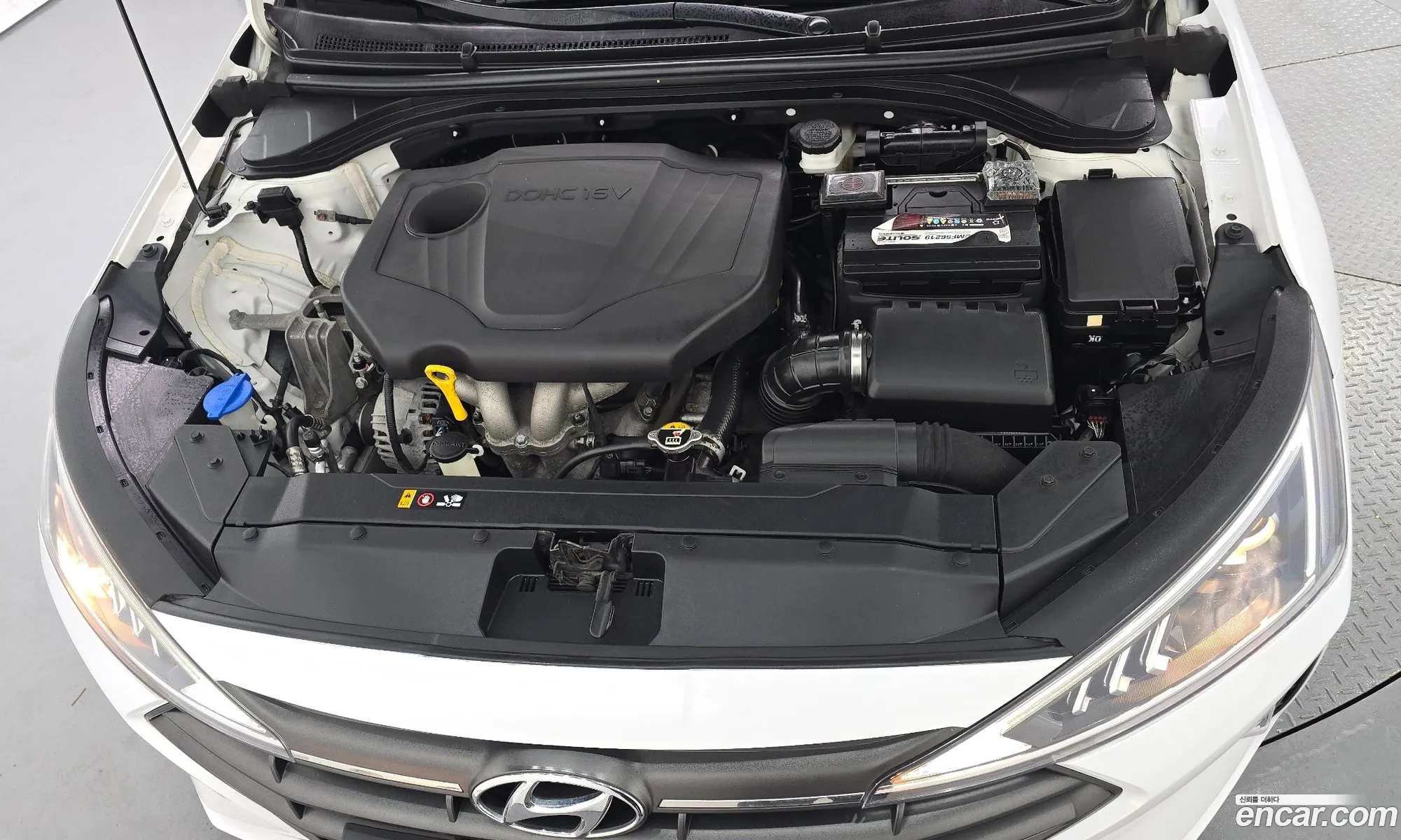Hyundai Elantra AD 2019 — 18