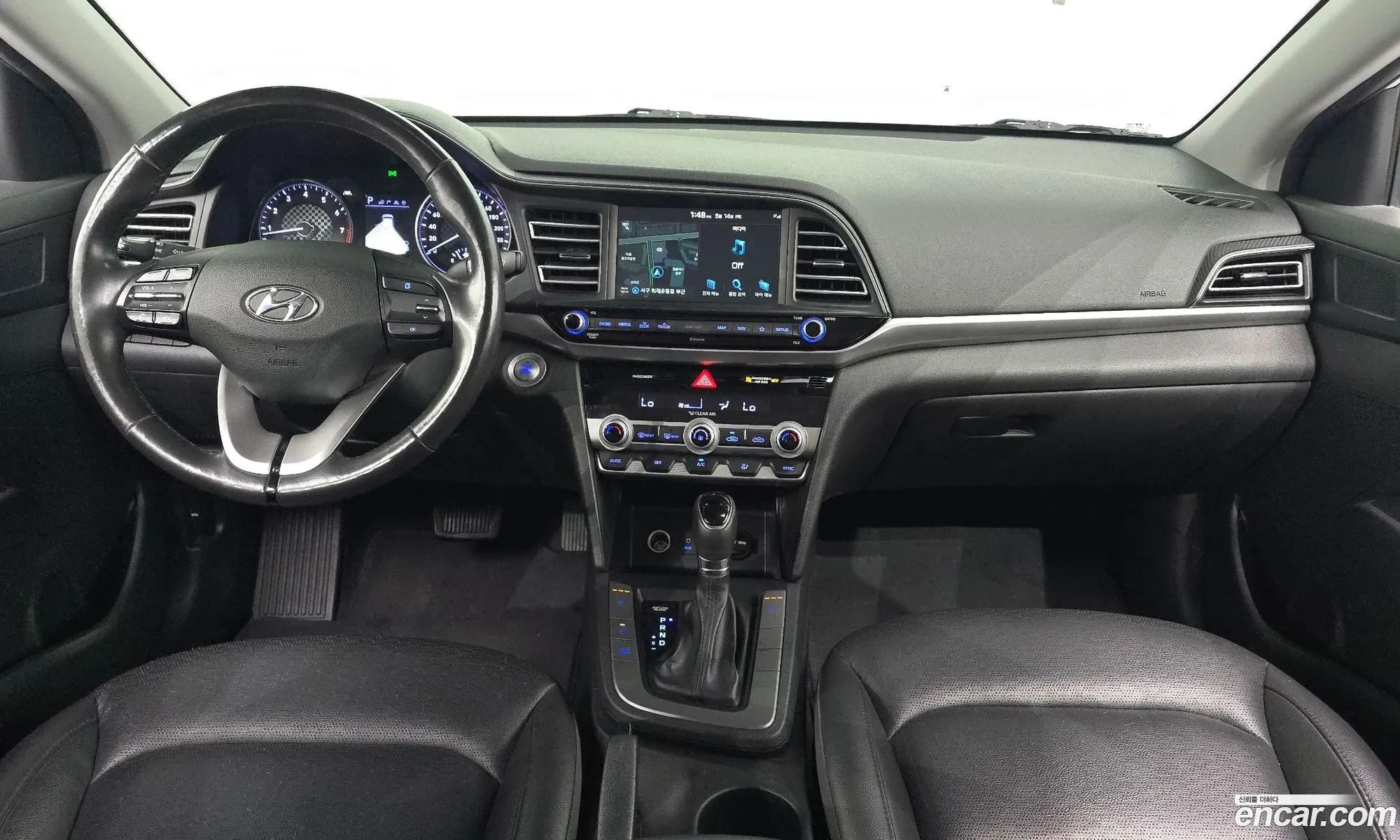 Hyundai Elantra AD 2019 — 3