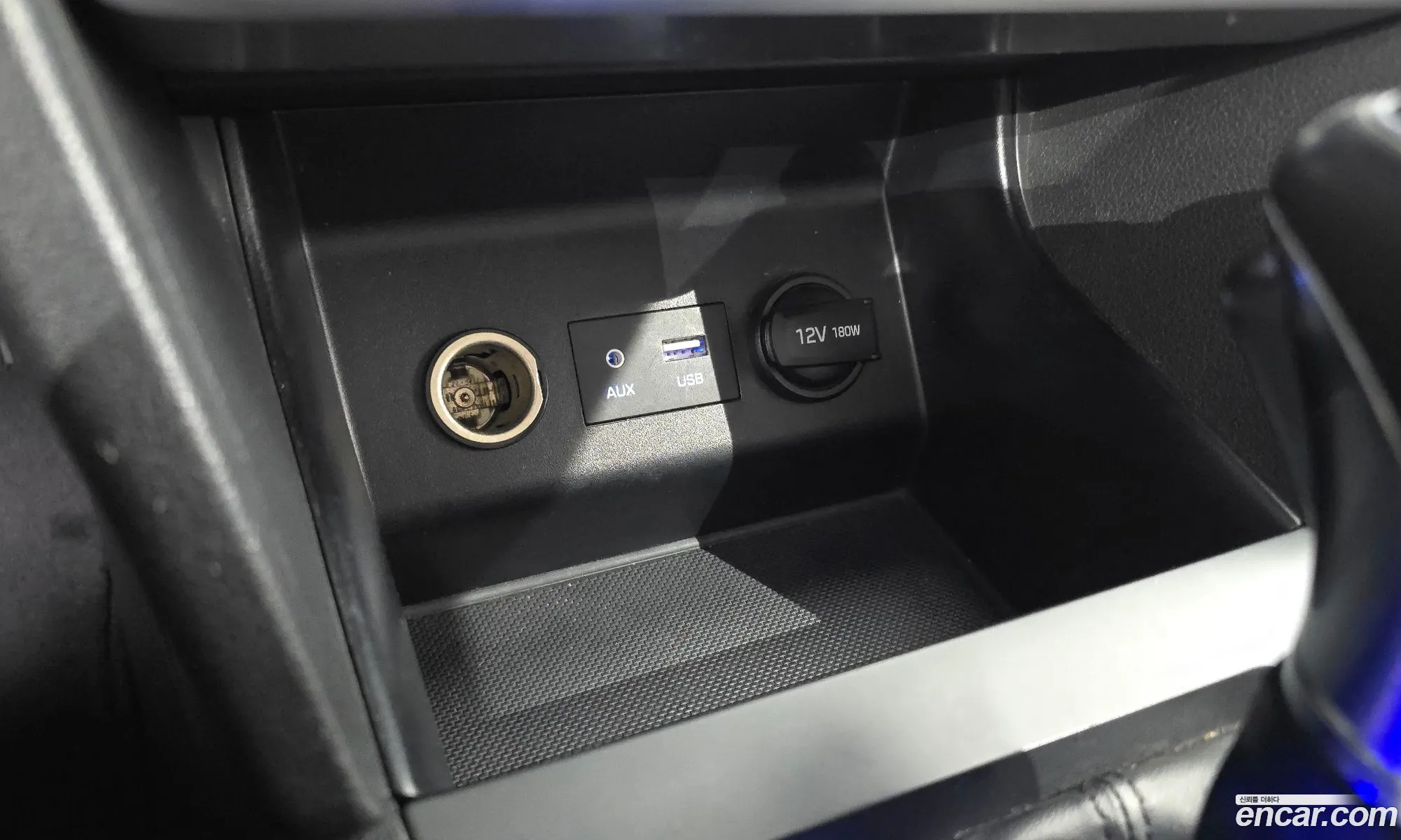 Hyundai Elantra AD 2019 — 13