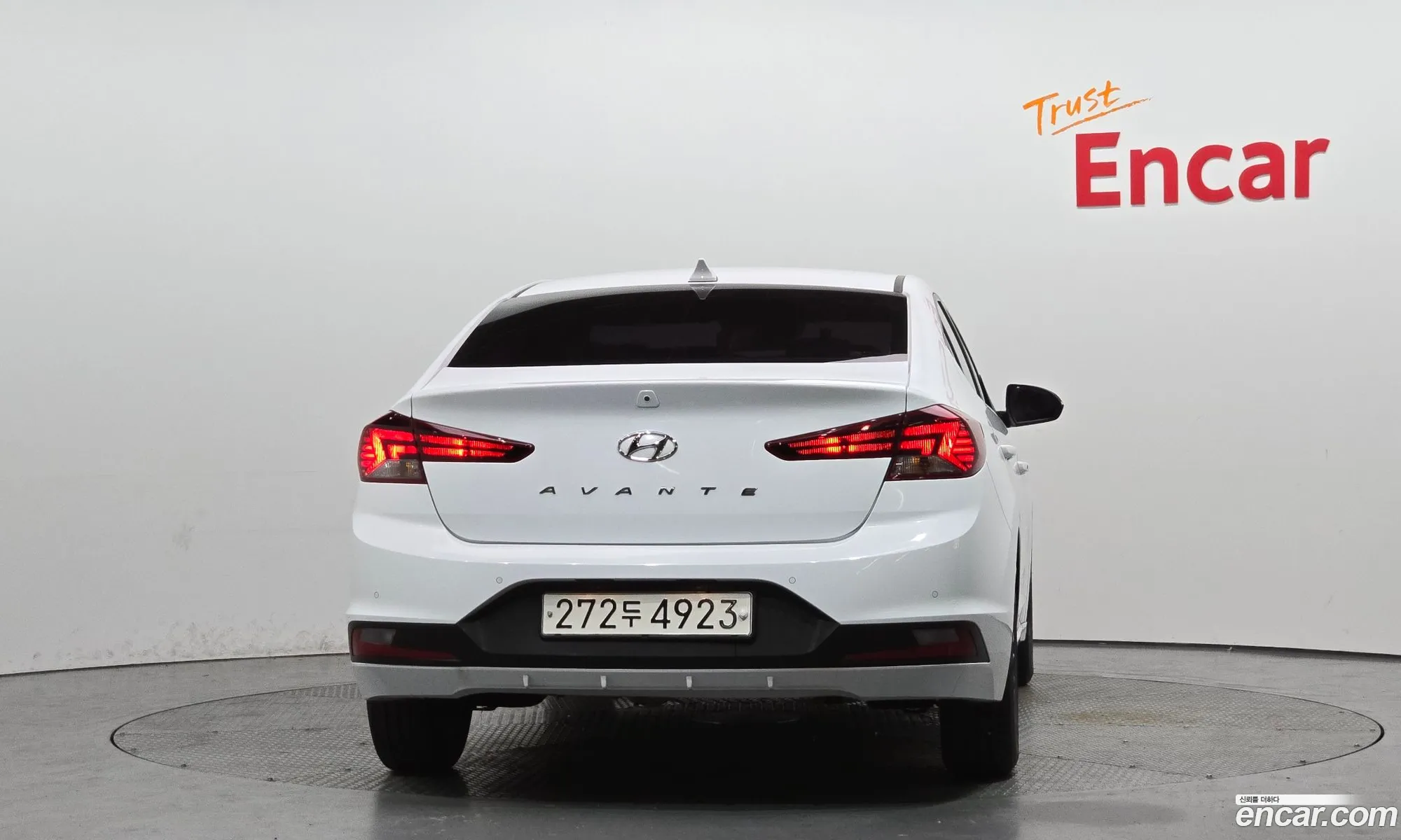 Hyundai Elantra AD 2019 — 19