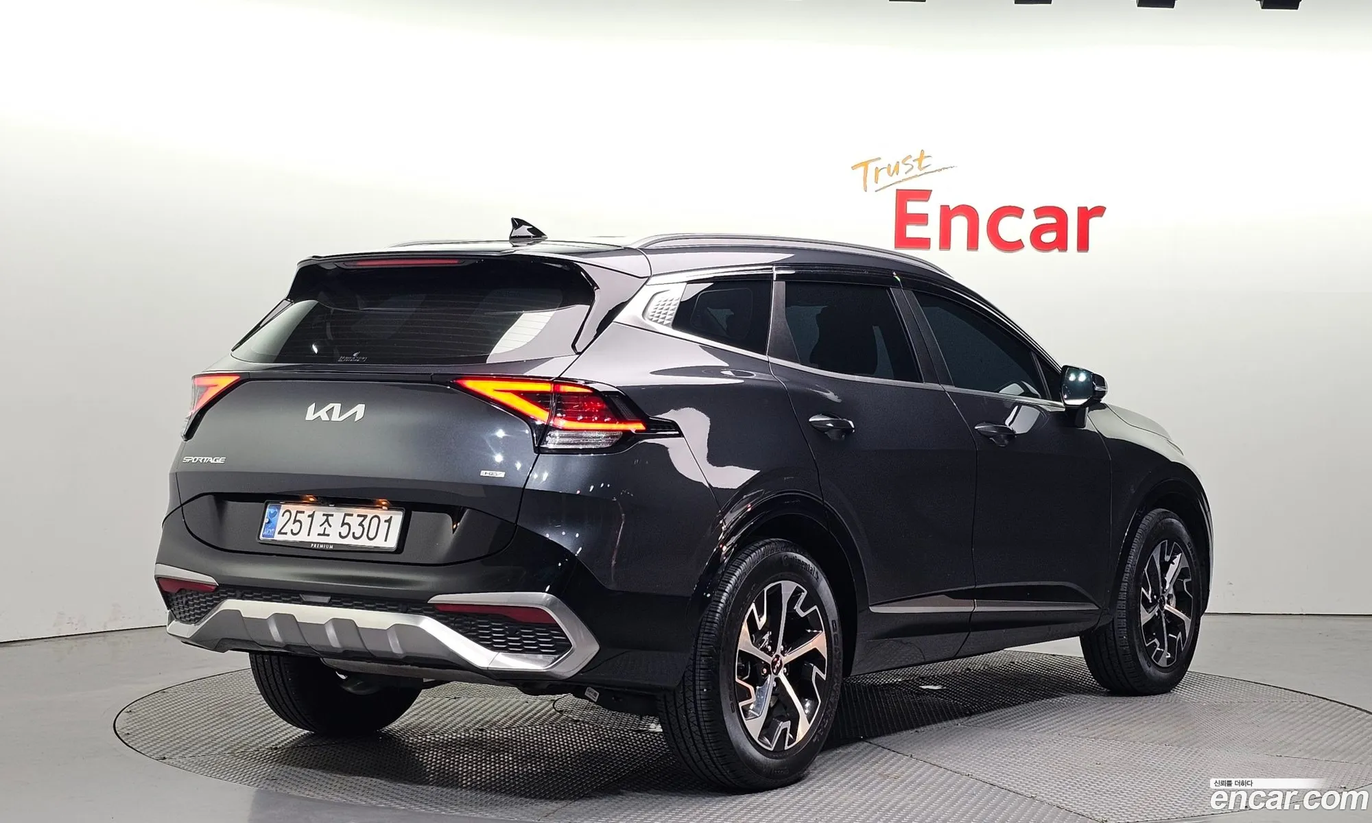 Kia Sportage Hybrid 2023 — 2