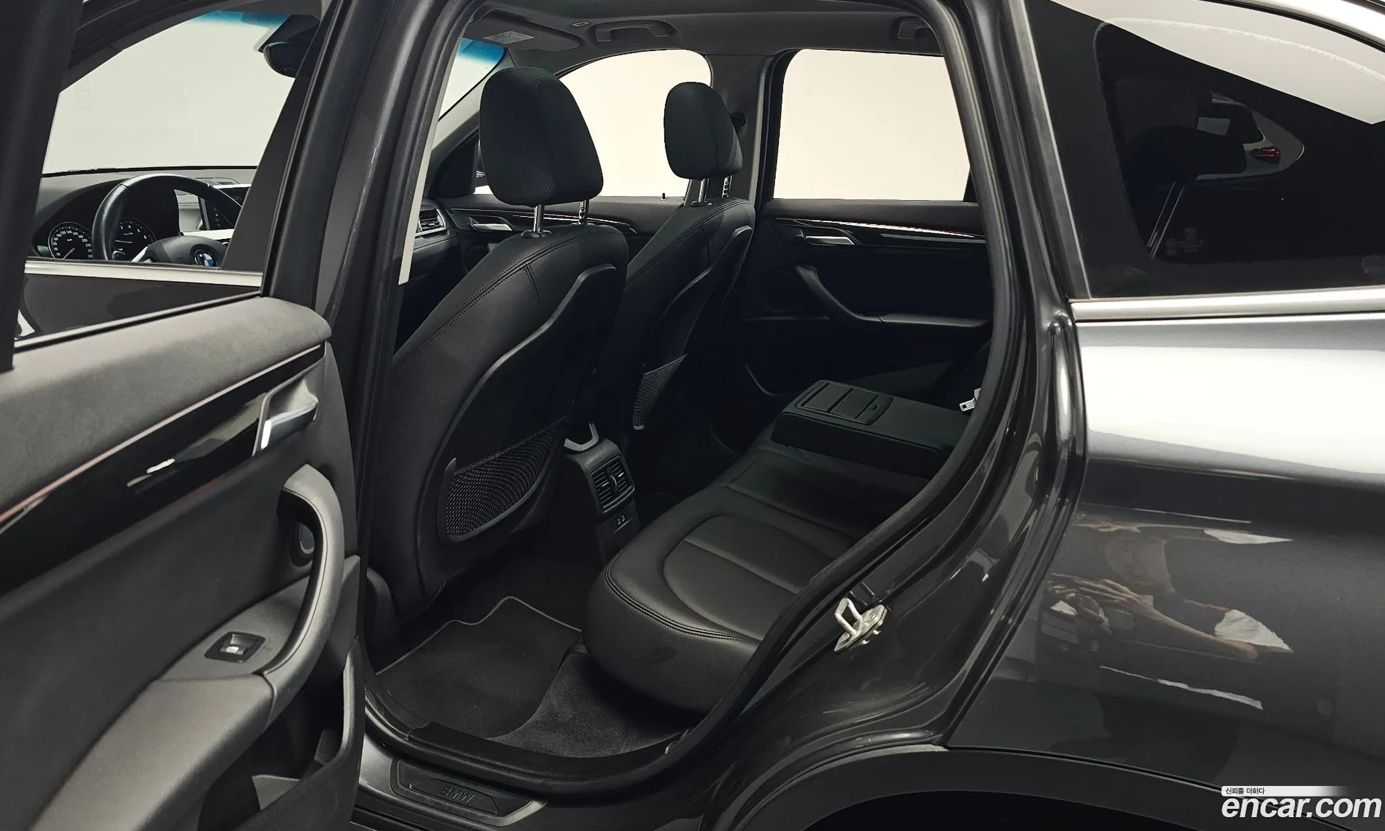 BMW X1 2022 WBA11DG04N5V31787 — 29