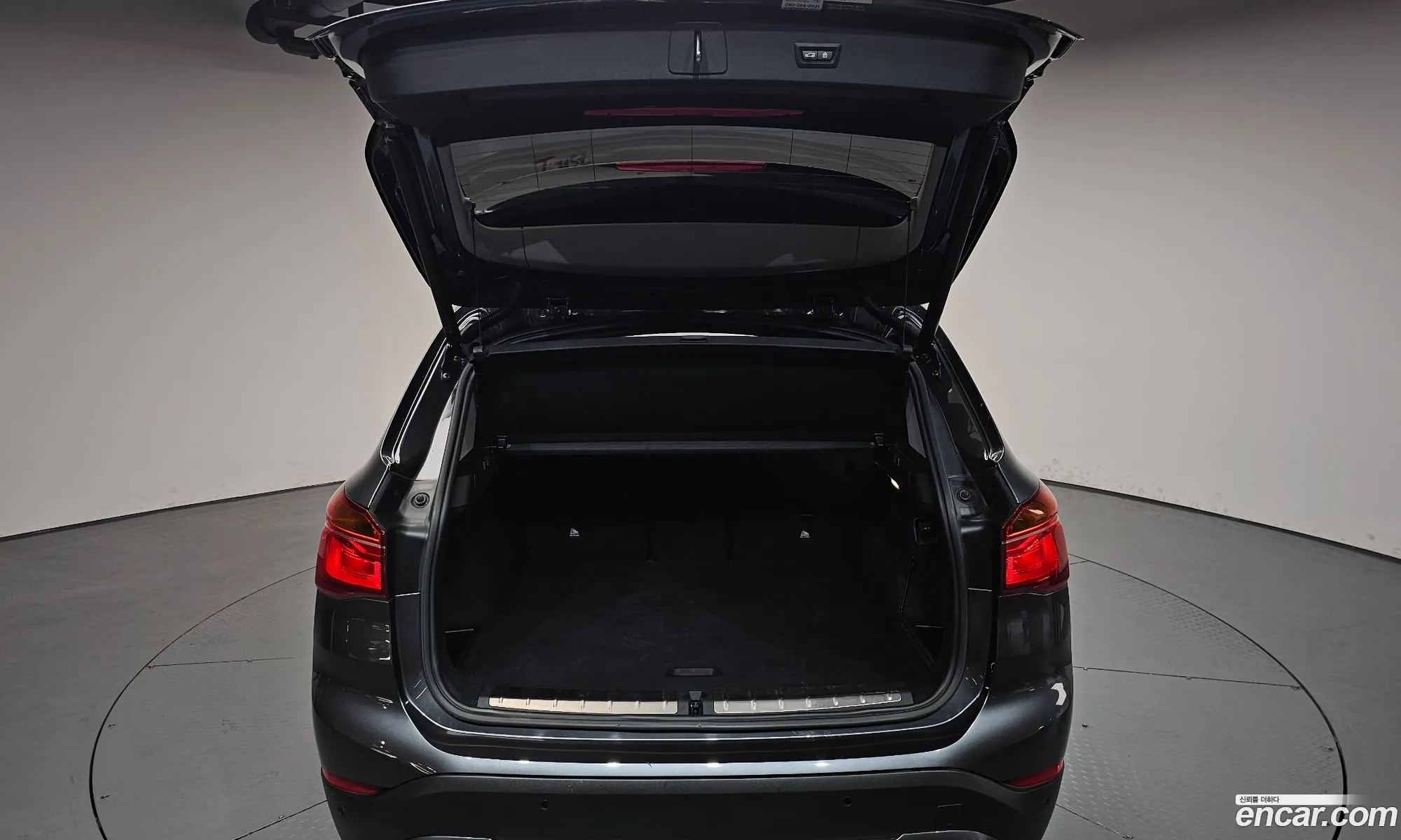BMW X1 2022 WBA11DG04N5V31787 — 33