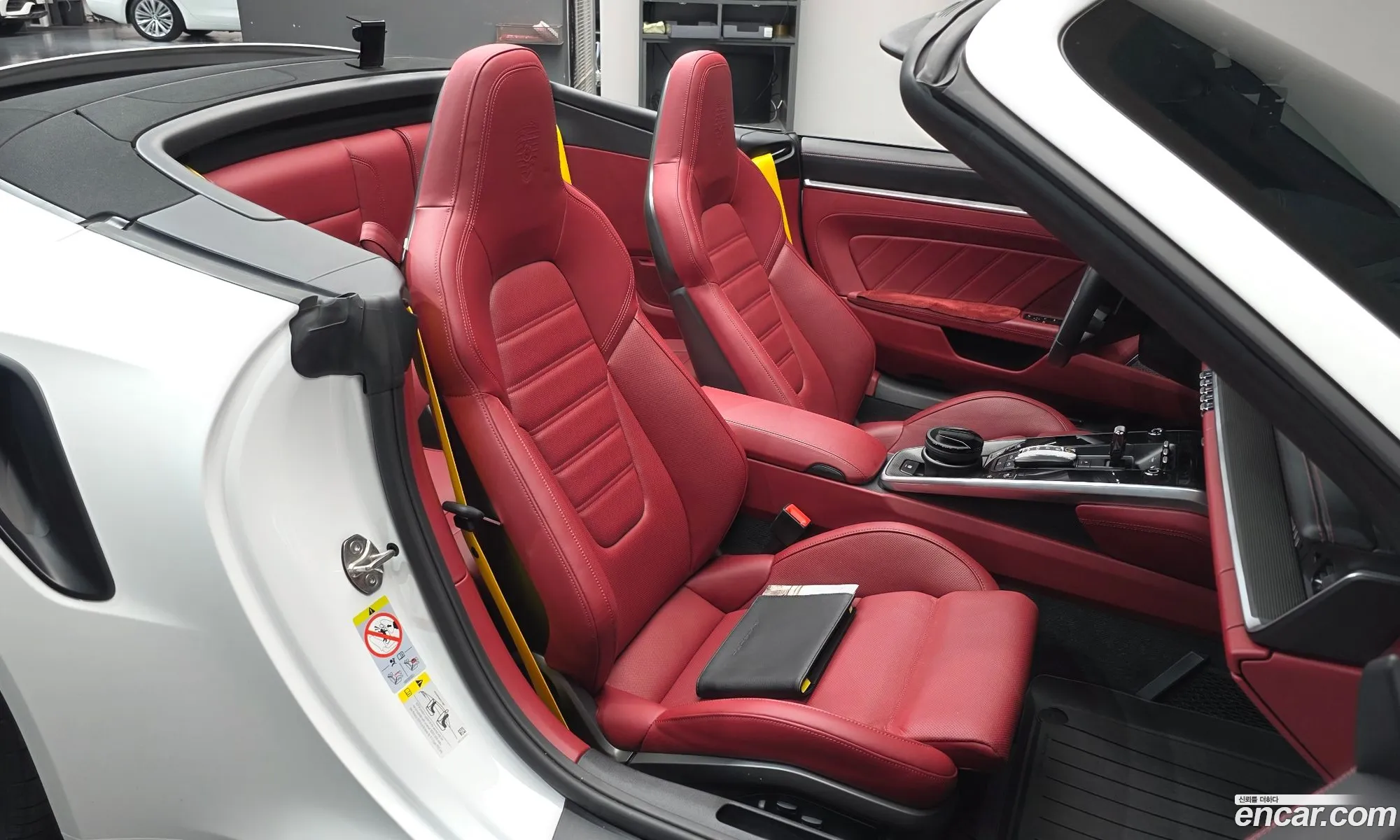 Porsche 911 2024 — 10