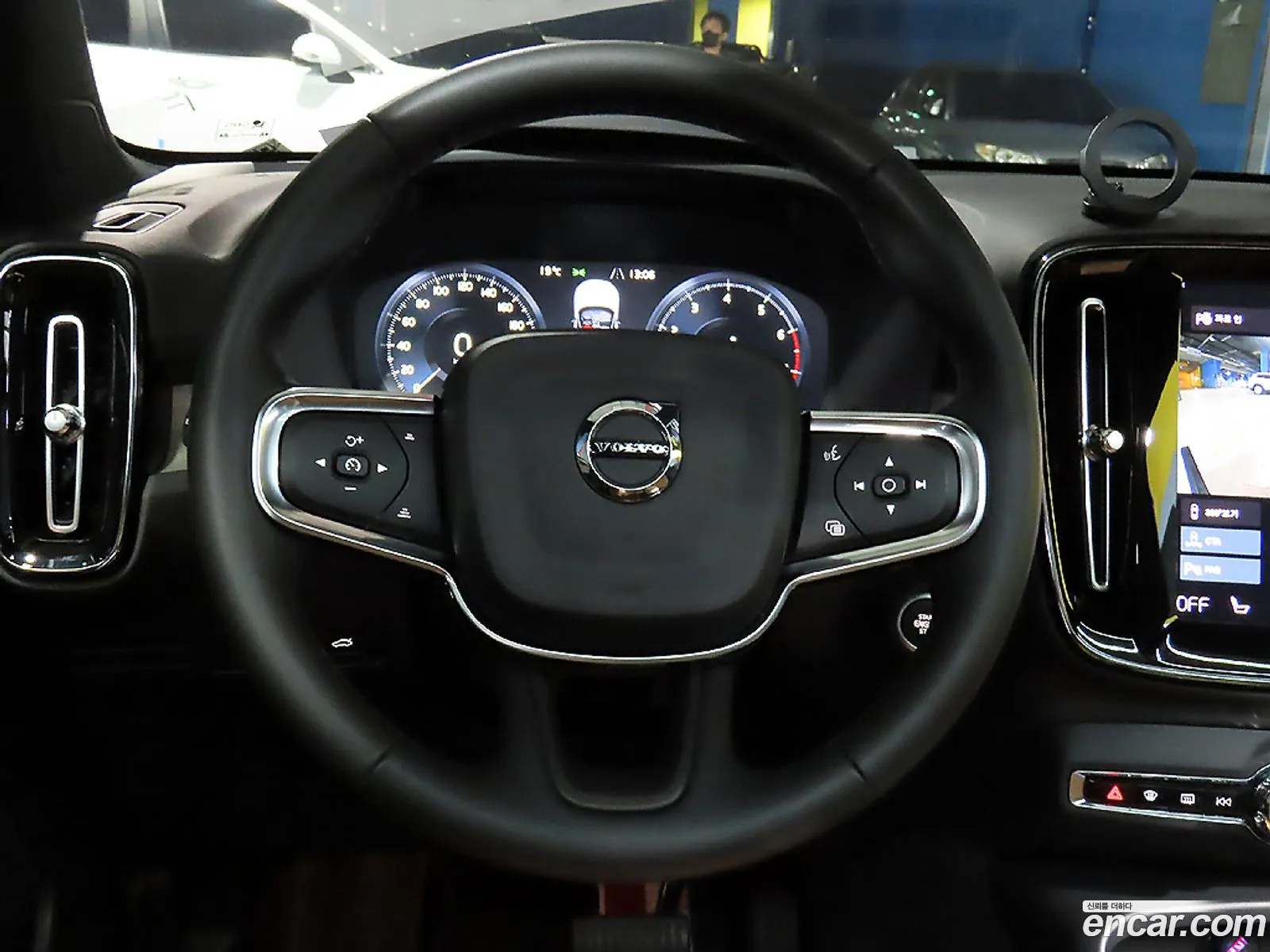 Volvo XC40 2021 — 12