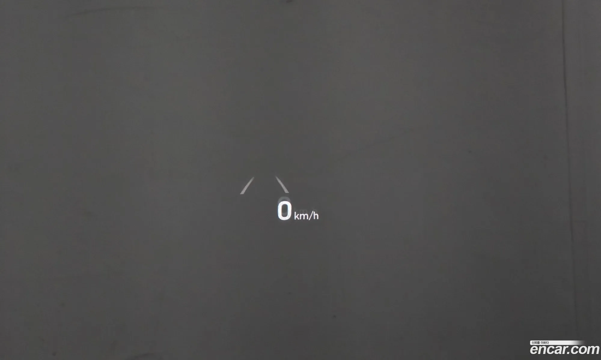Genesis EQ900 2015 — 19