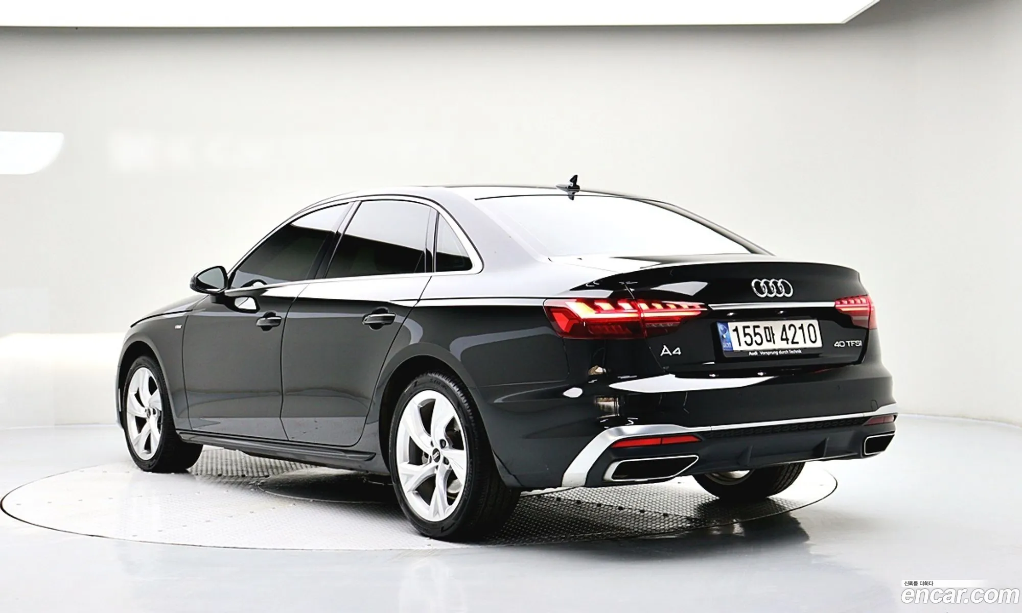 Audi A4 2022 — 13
