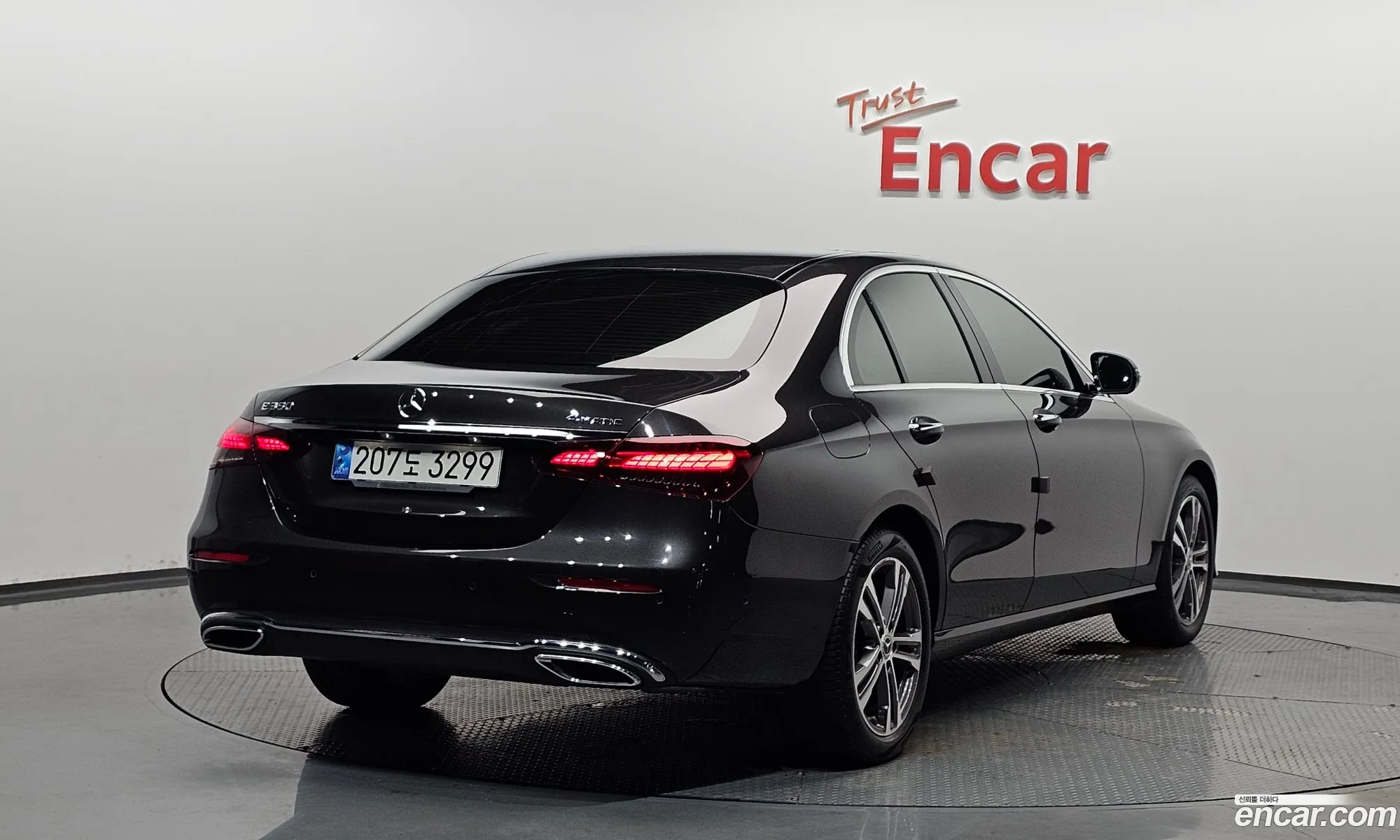 Mercedes-Benz E-Class W213 2022 — 23