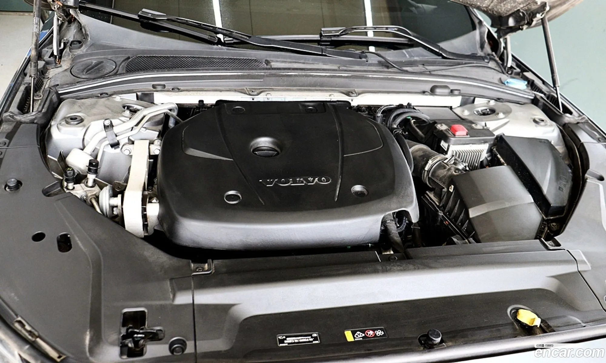 Volvo S90 2018 — 12