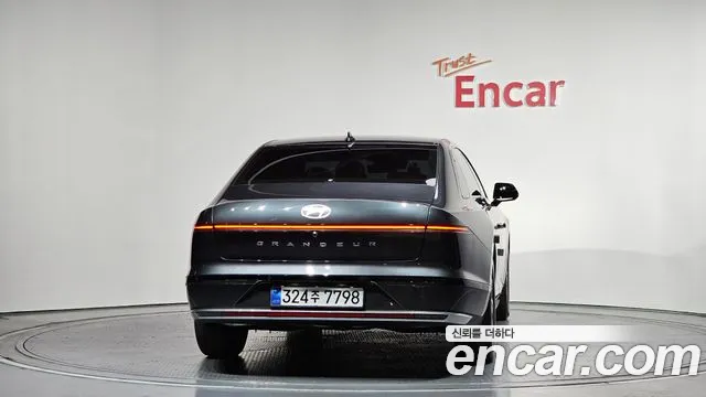 Hyundai Grandeur Hybrid 2025 — 3