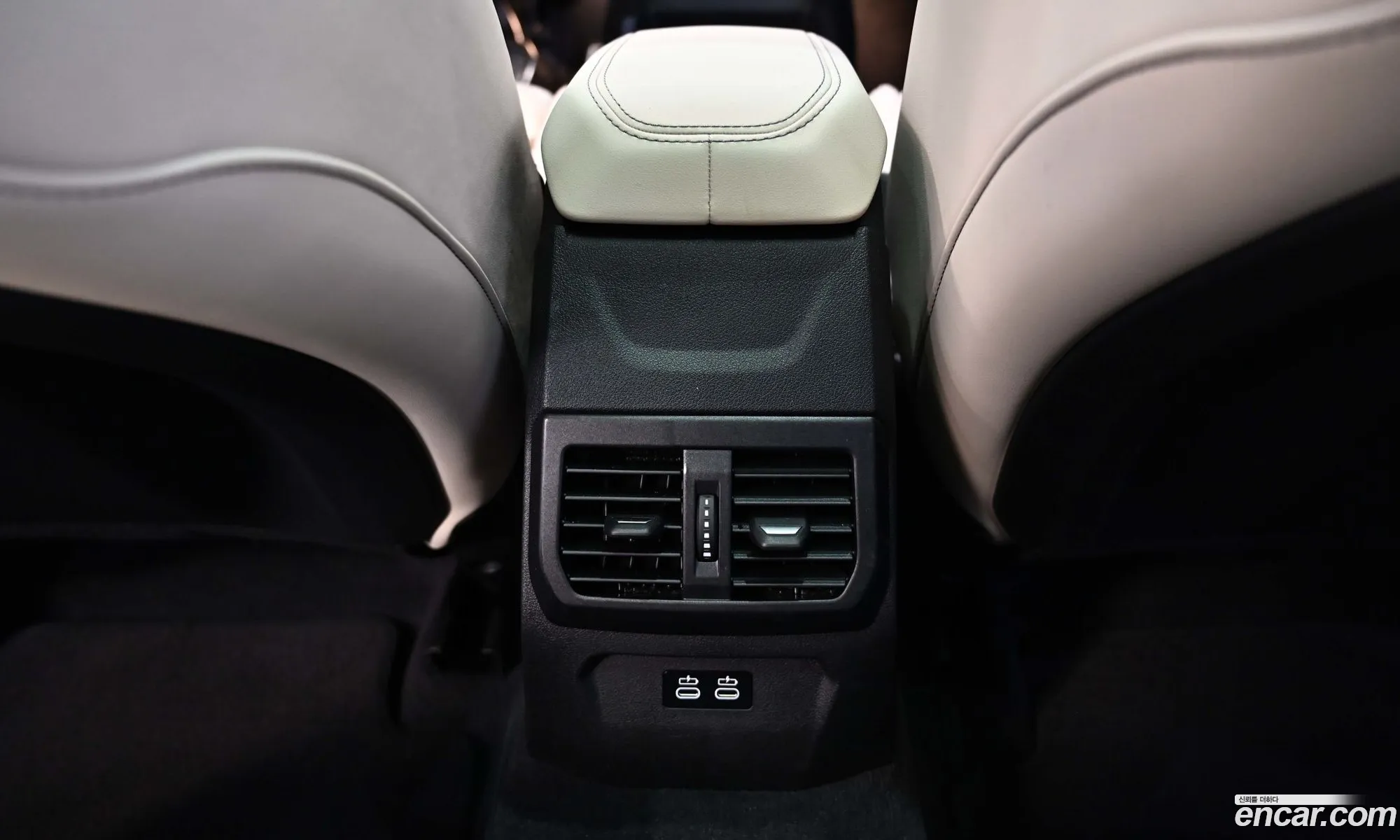 BMW 1 Series 2025 — 18