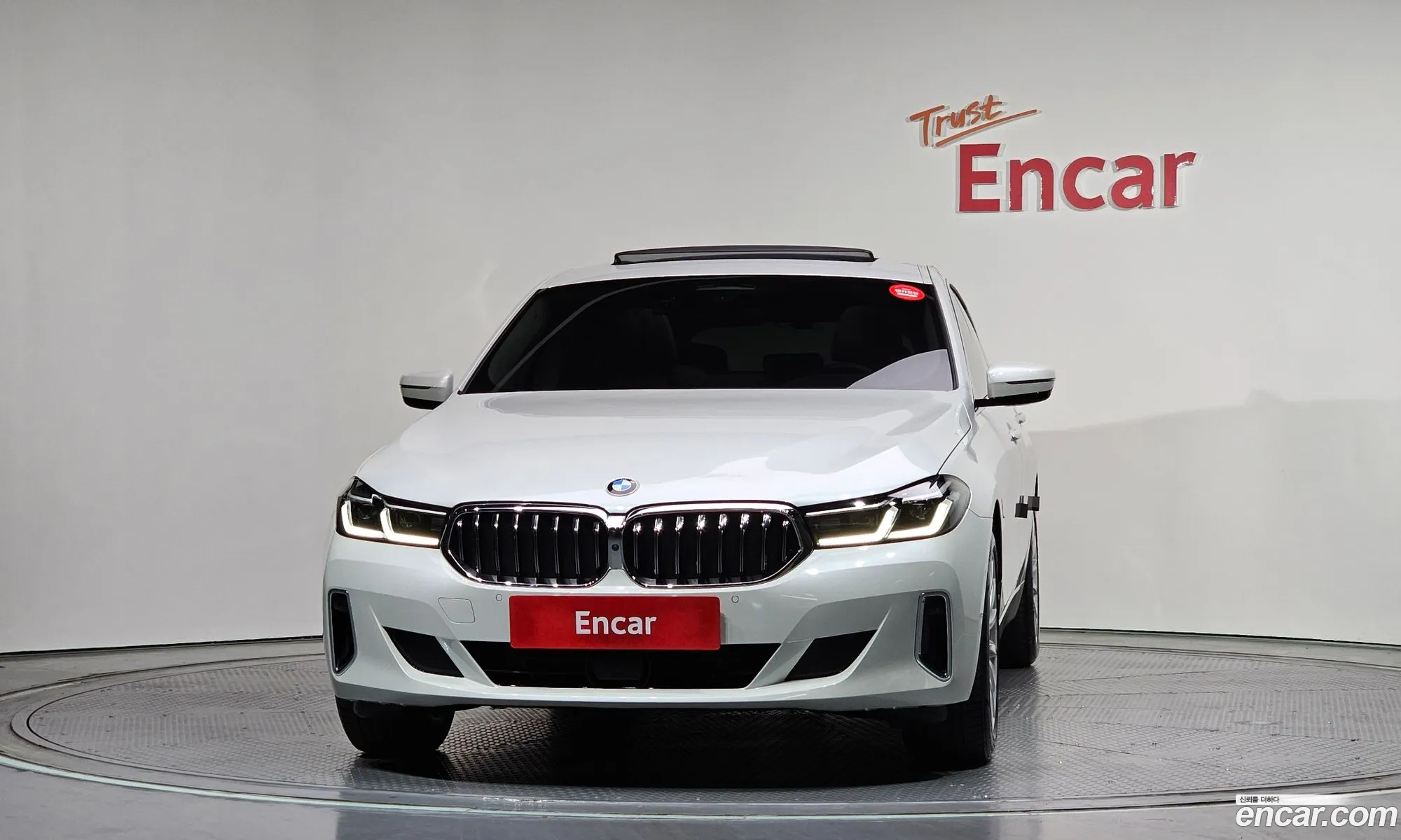 BMW 6 Series GT 2024 WBAJY8103RCS32367 — 4