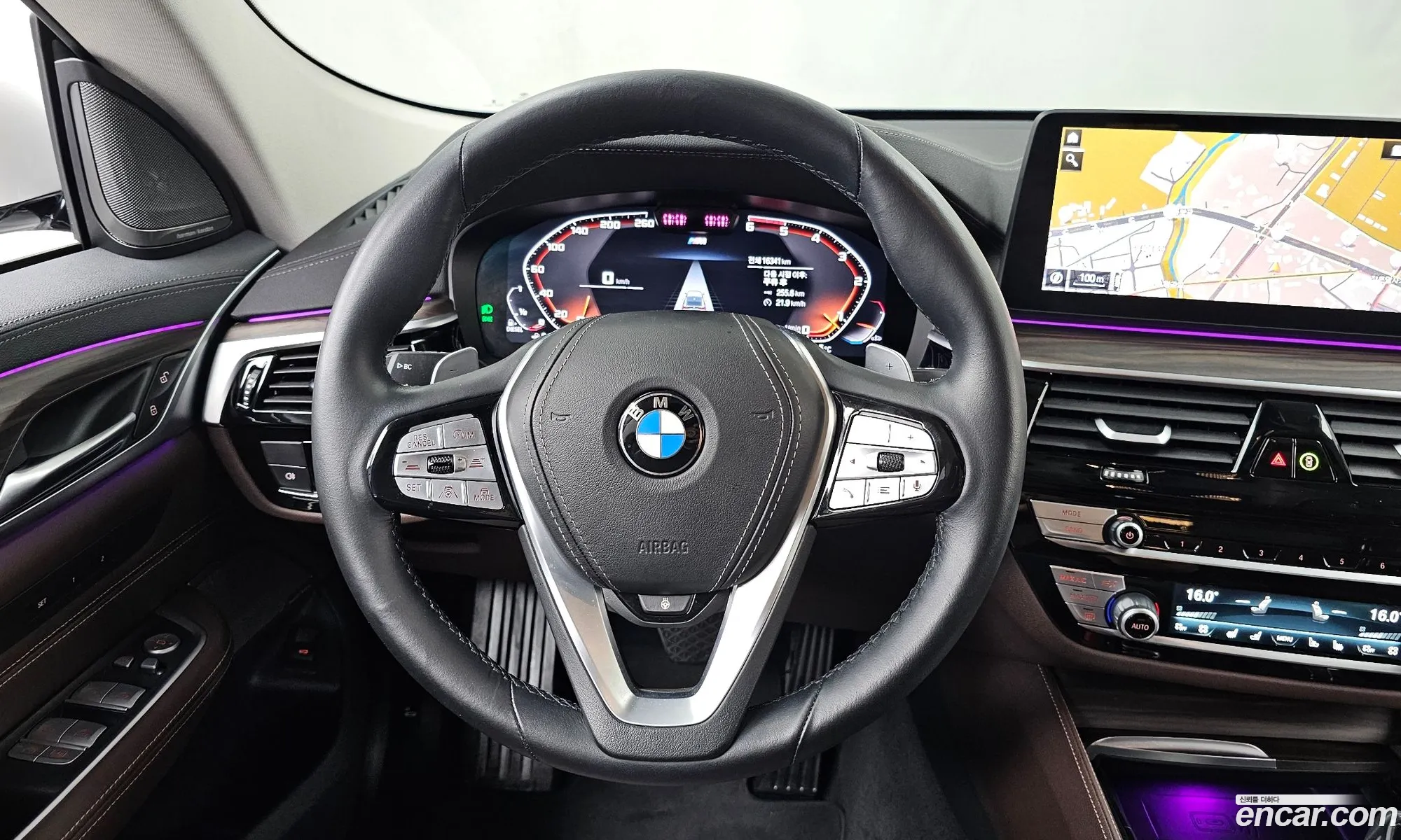 BMW 6 Series GT 2024 WBAJY8103RCS32367 — 23