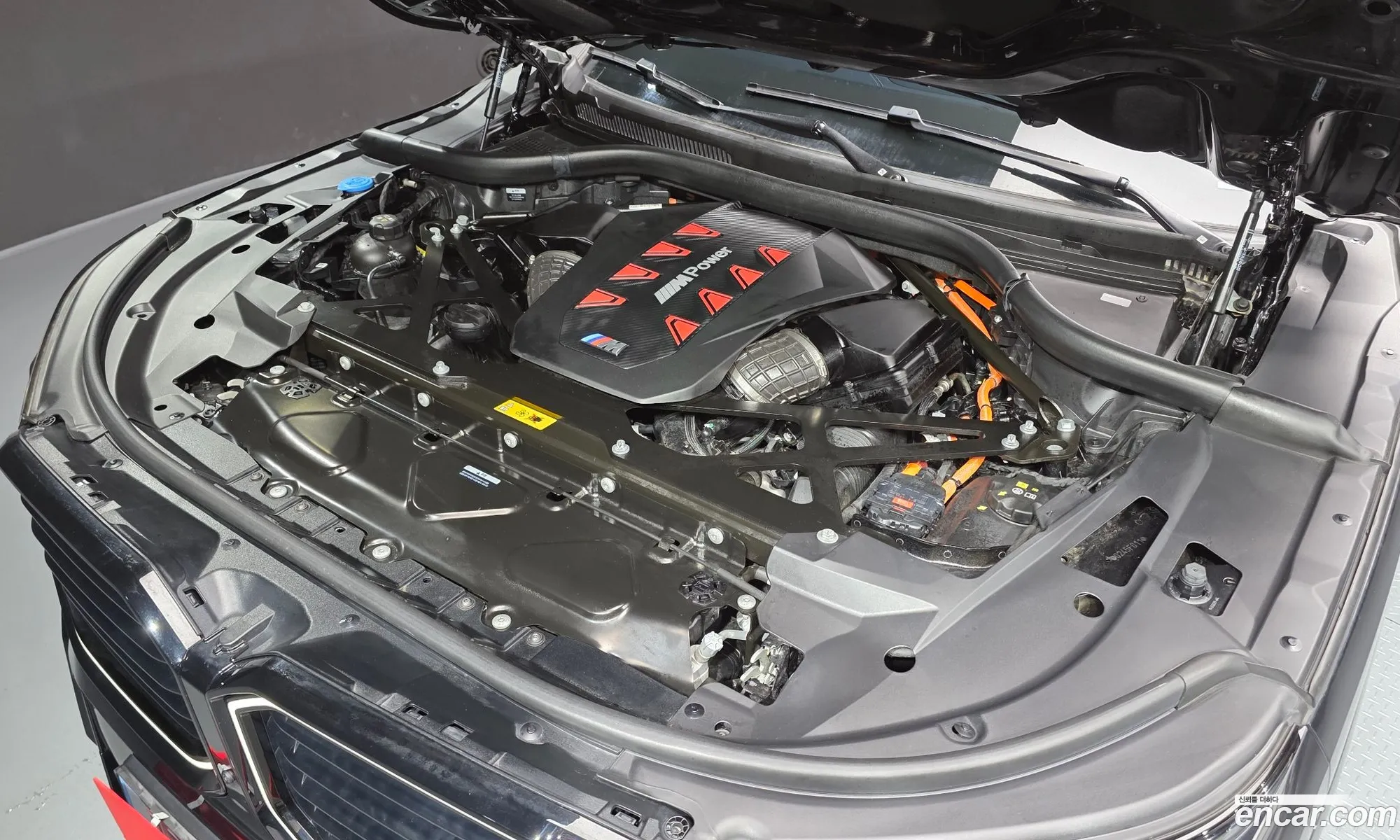 BMW XM 2024 — 5