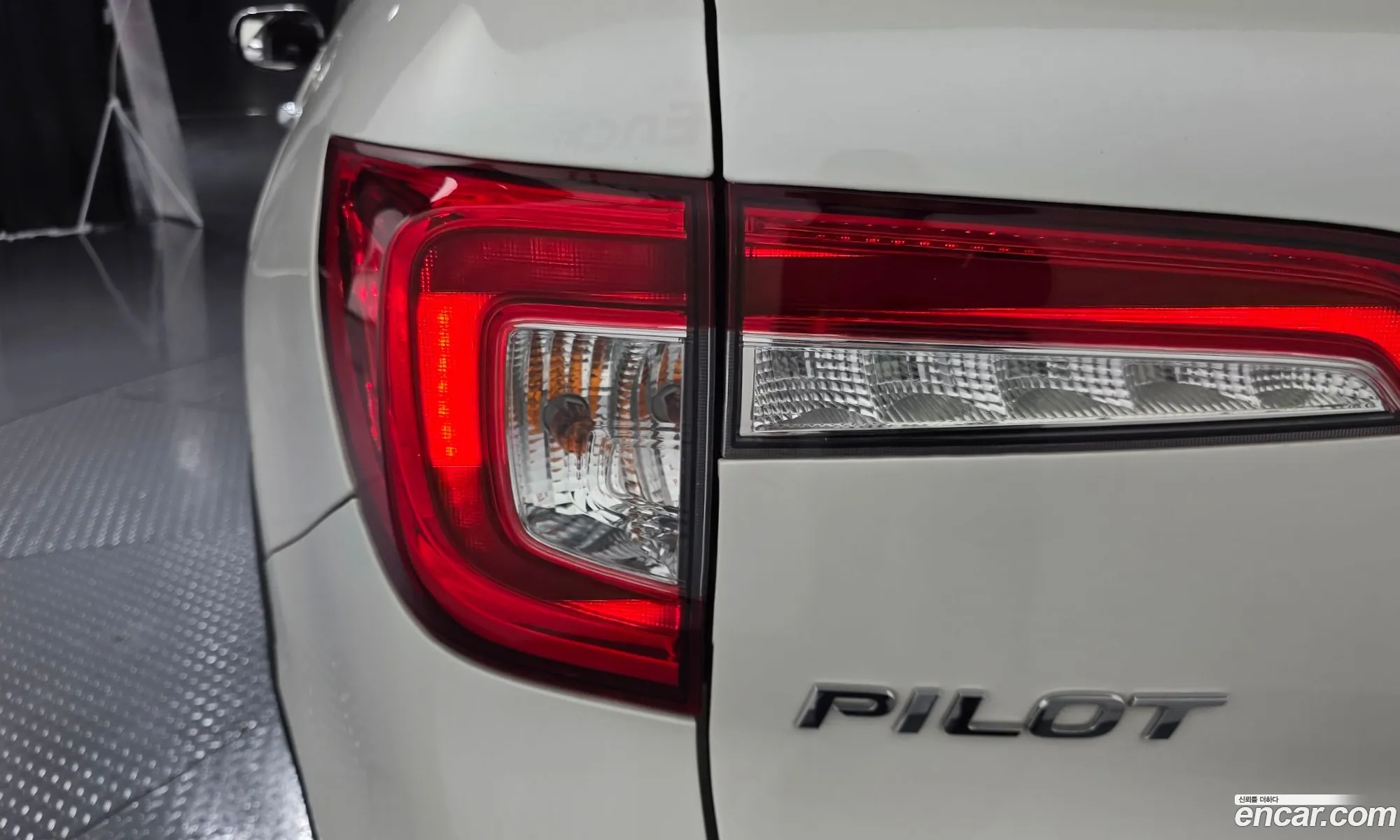 Honda Pilot 2019 5FNYF6860KB201049 — 2