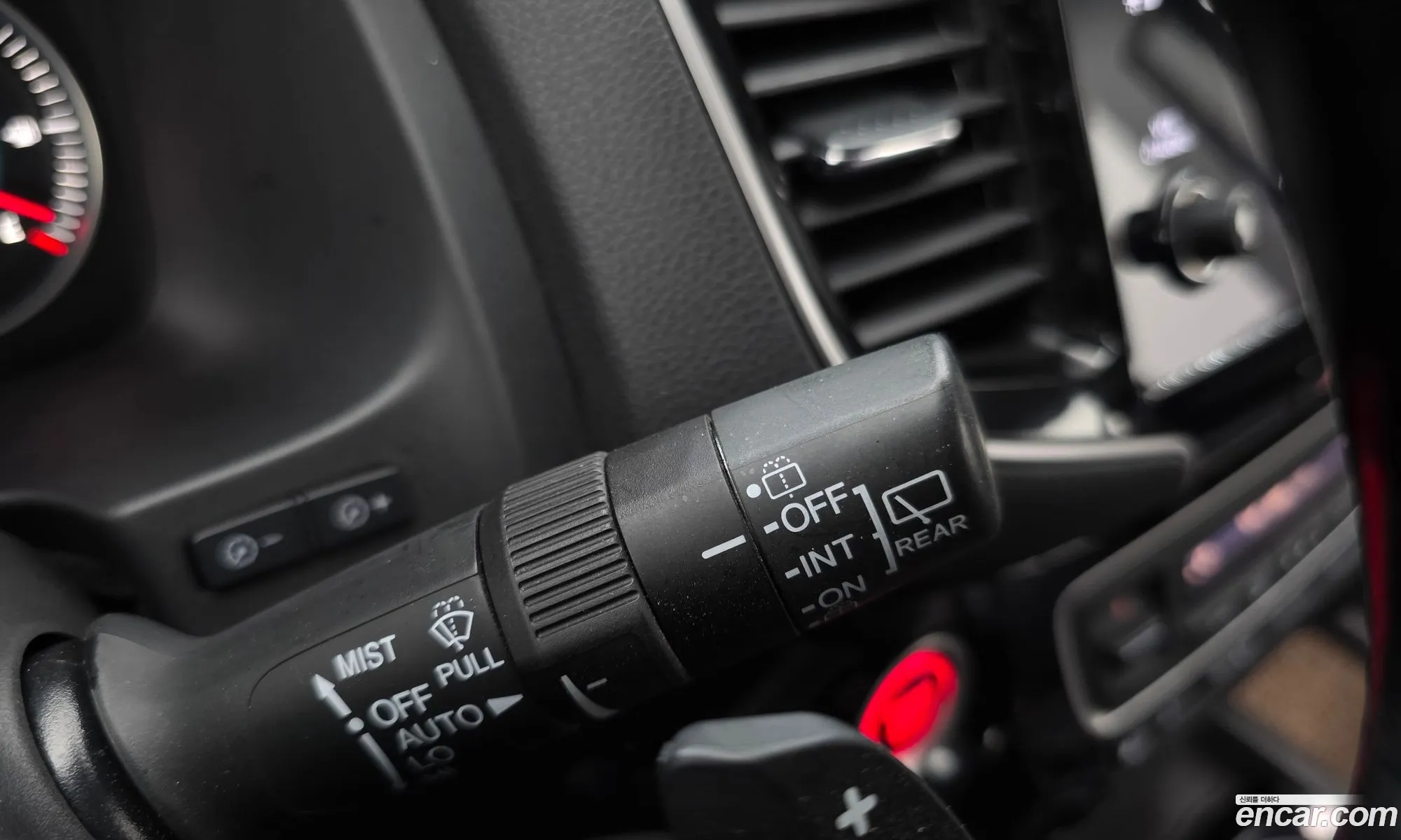 Honda Pilot 2019 5FNYF6860KB201049 — 31