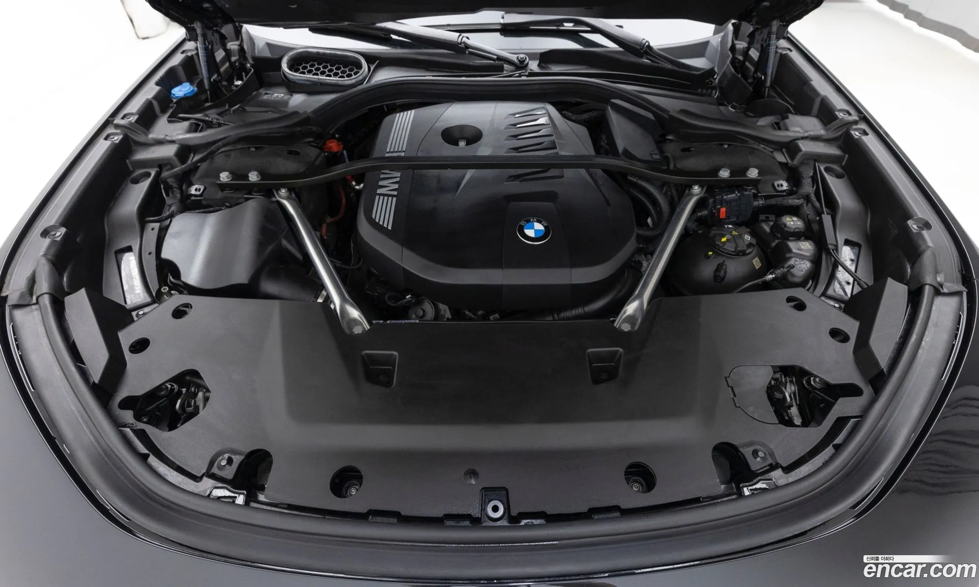 BMW 7 Series 2023 — 17