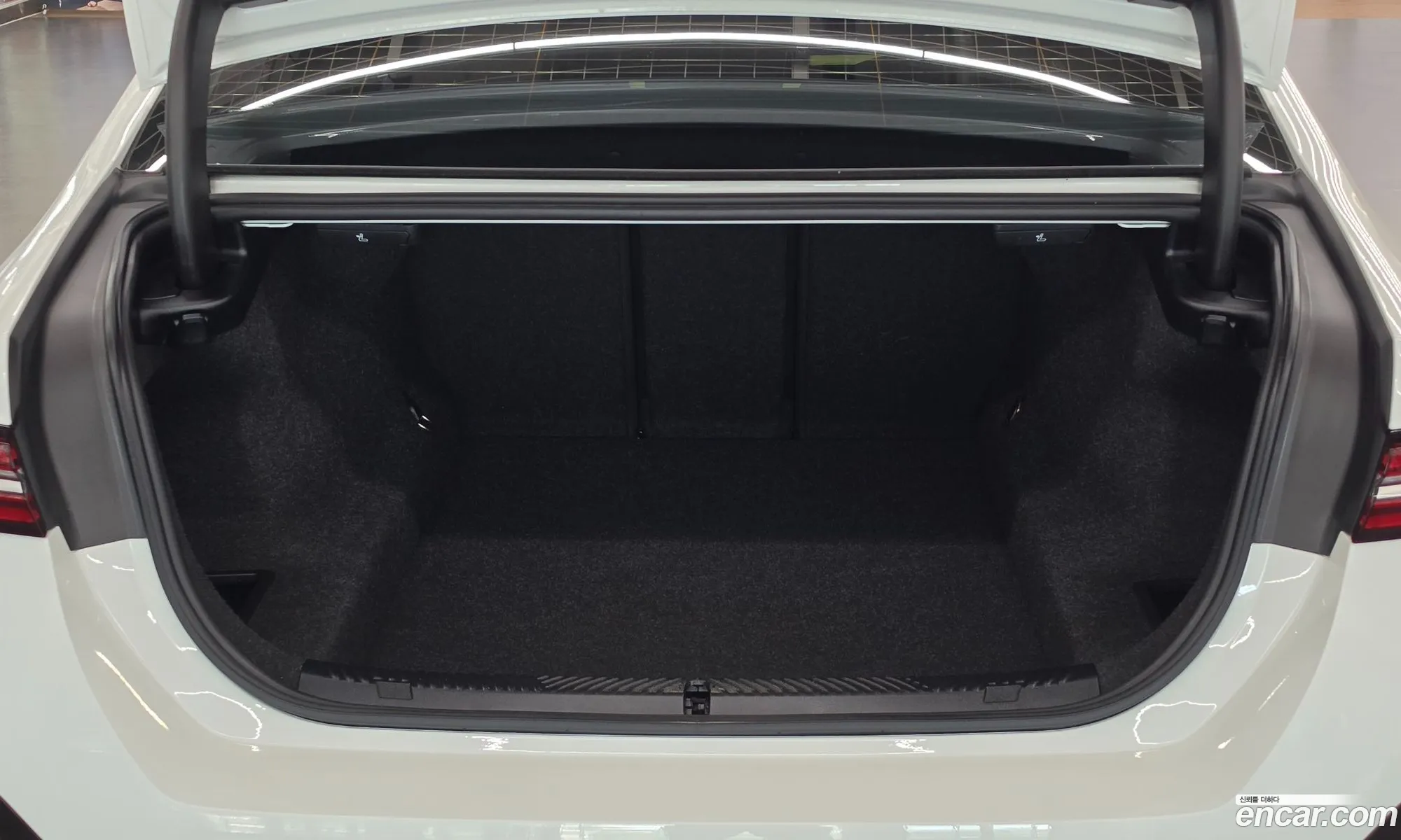 BMW 5 Series 2025 — 15