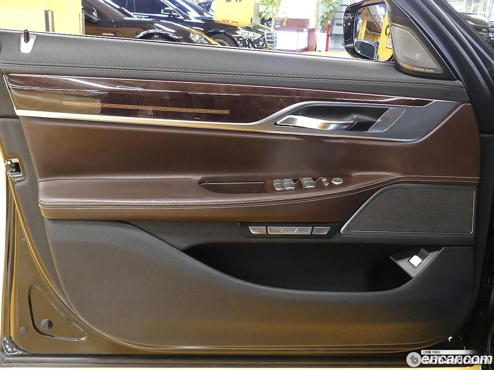 BMW 7 Series 2016 — 9