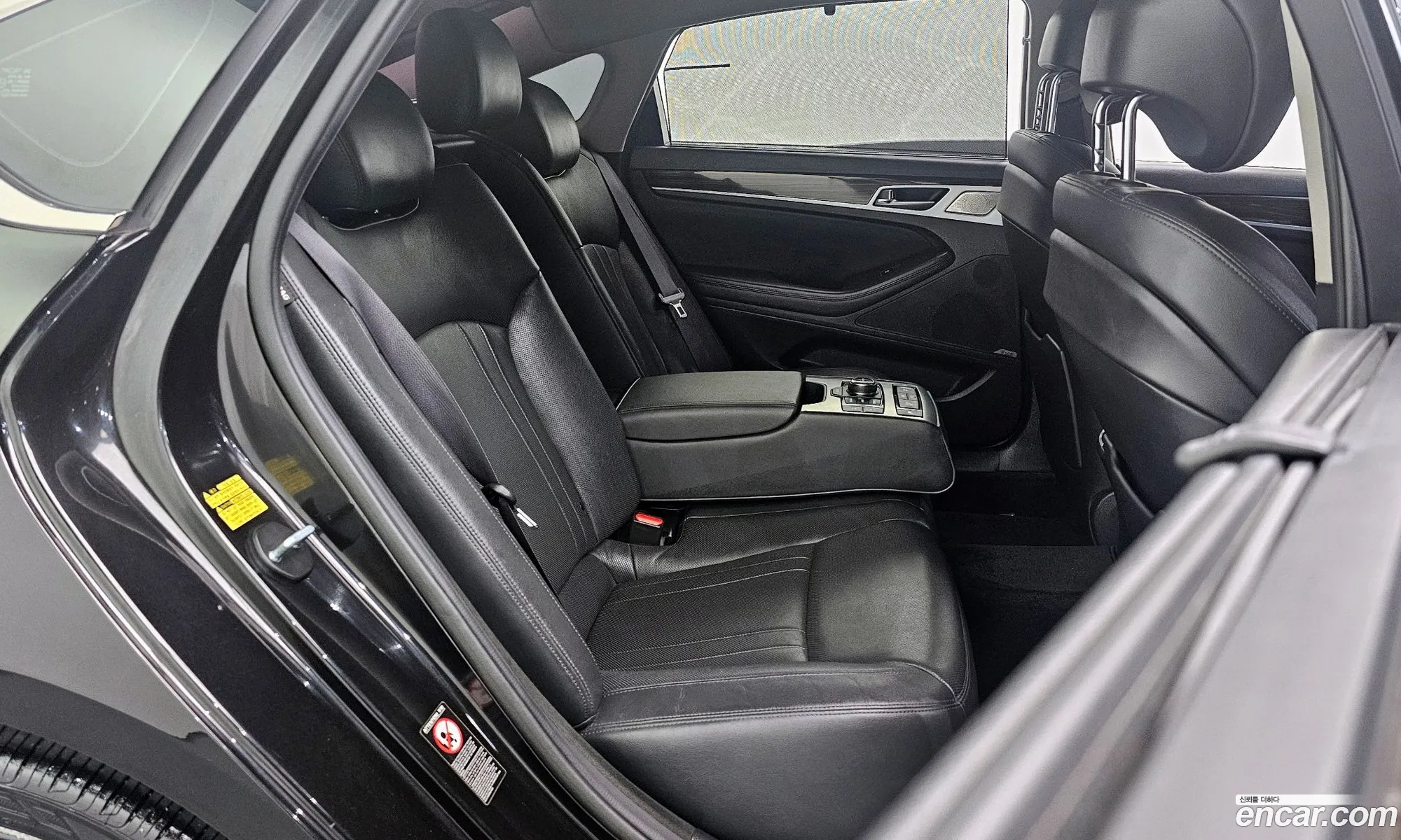 Genesis G80 2017 — 8