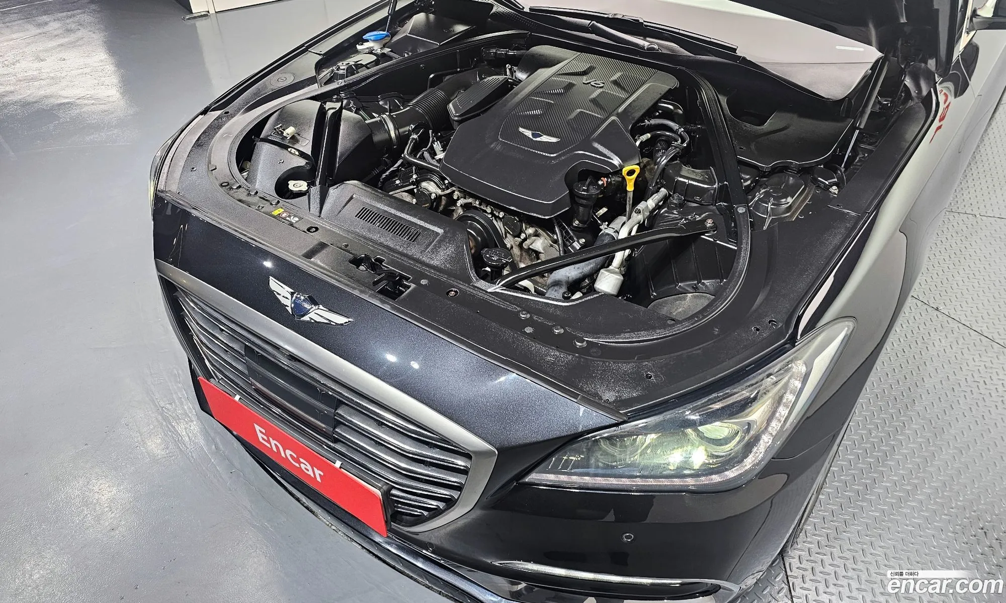 Genesis G80 2017 — 18