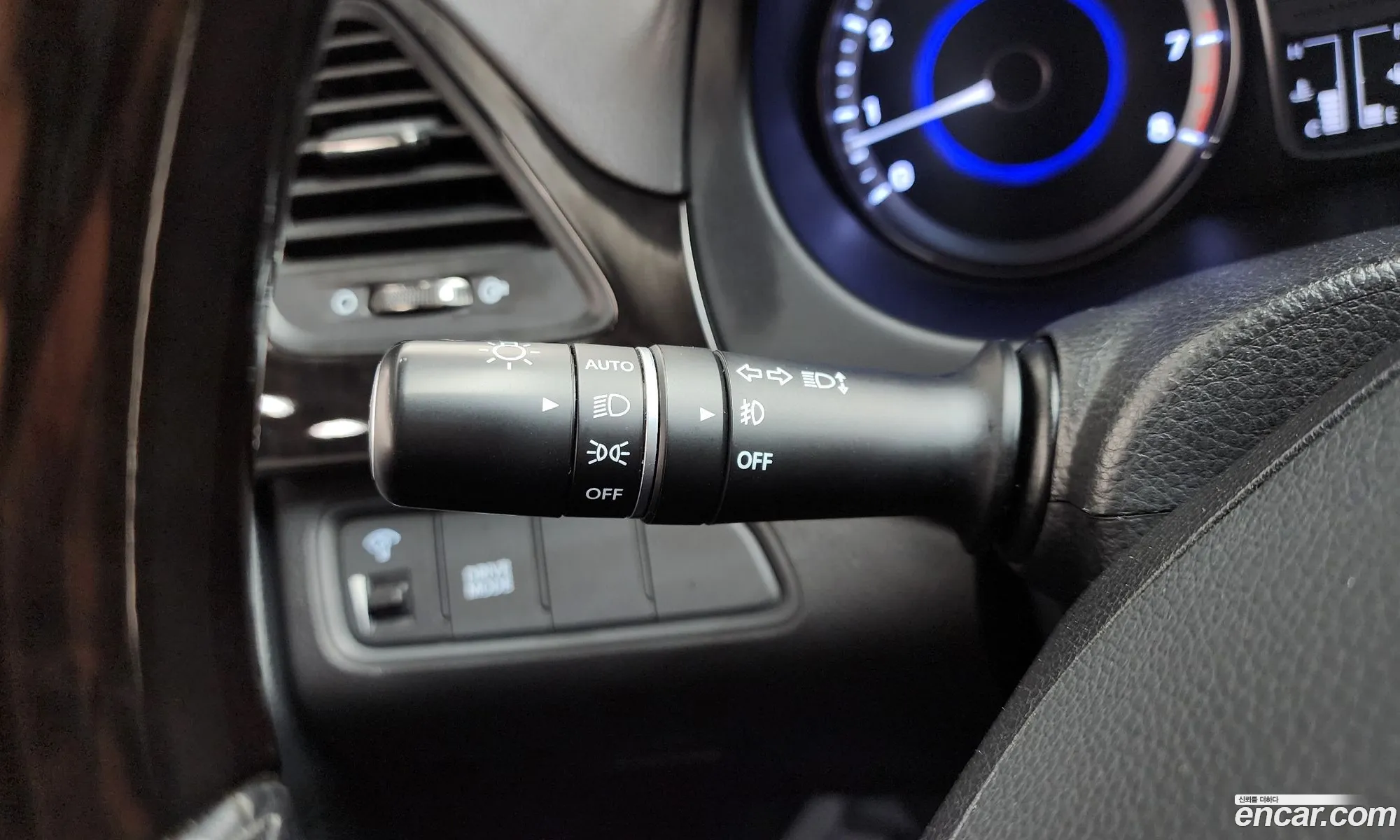Hyundai Grandeur HG 2012 — 16