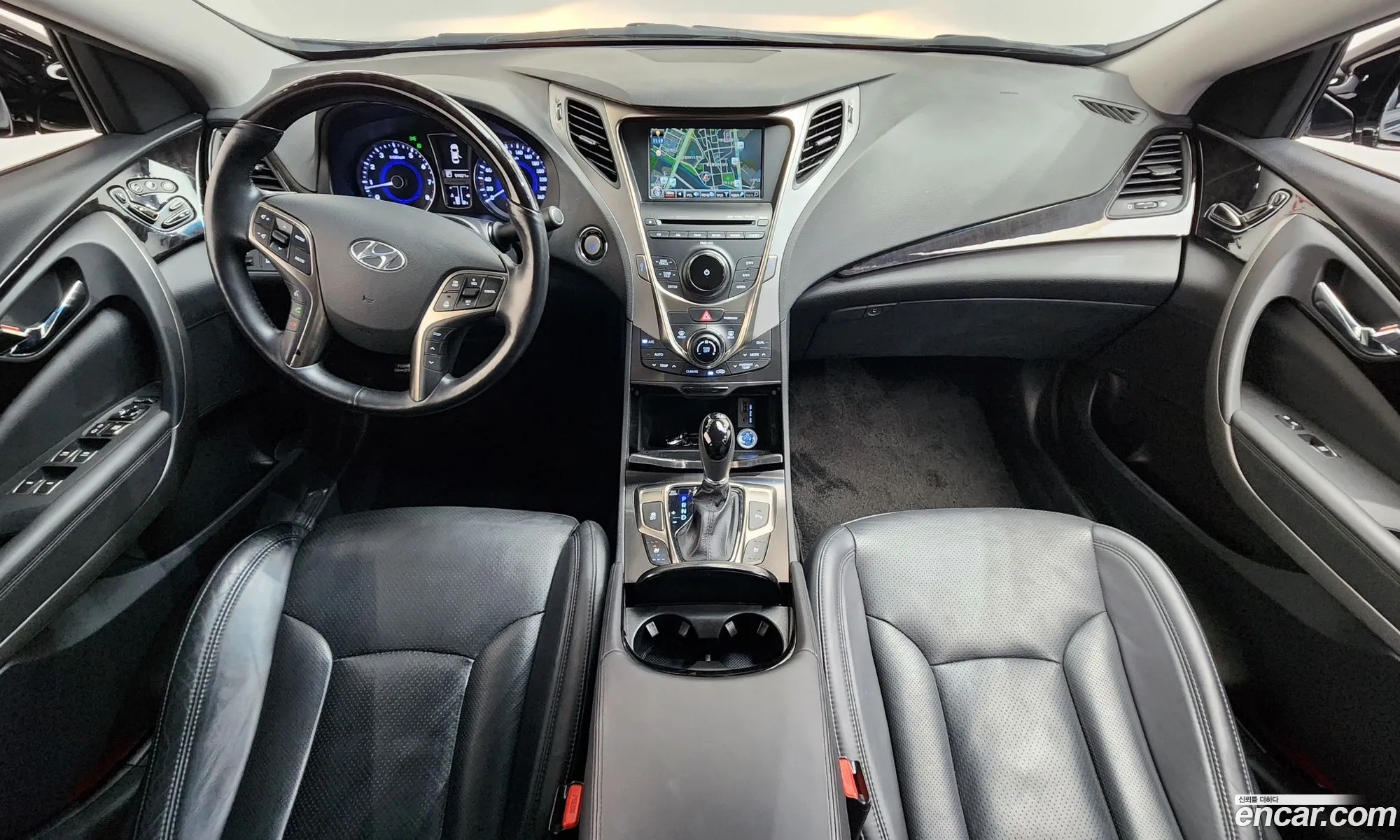 Hyundai Grandeur HG 2012 — 15