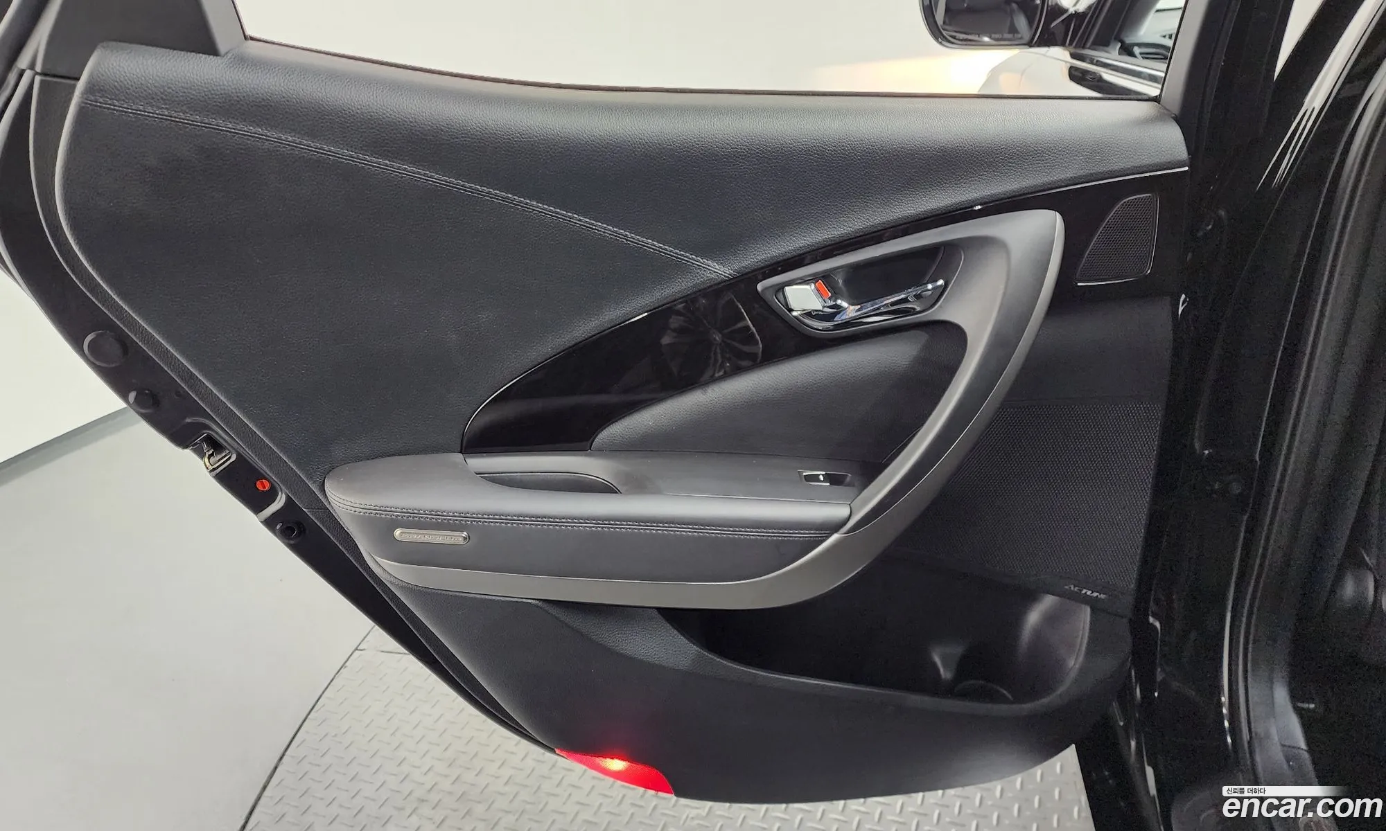 Hyundai Grandeur HG 2012 — 2