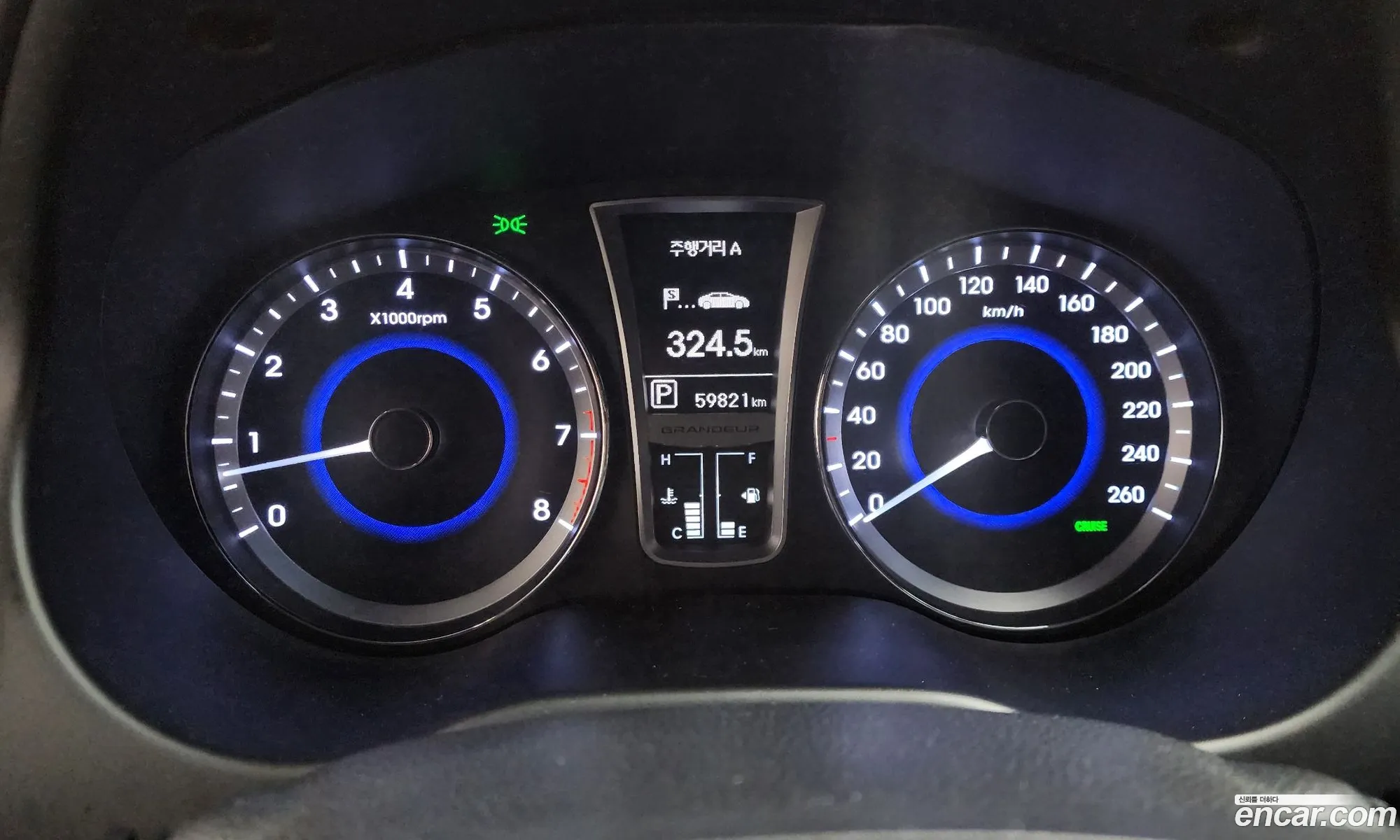 Hyundai Grandeur HG 2012 — 24