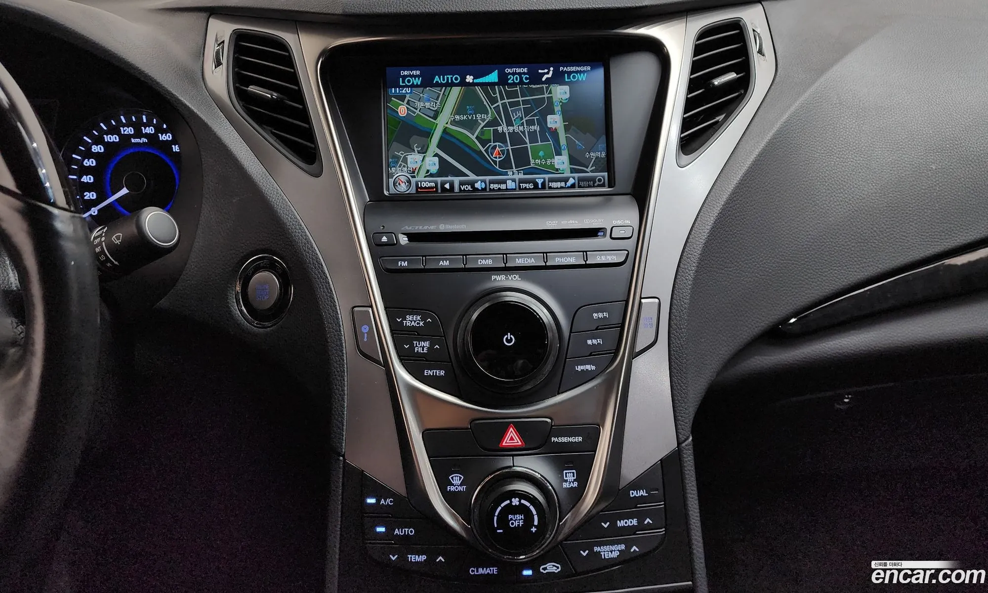Hyundai Grandeur HG 2012 — 17