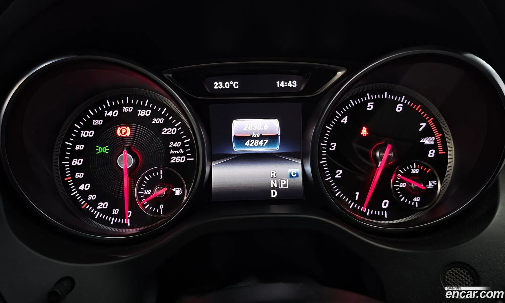 Mercedes-Benz CLA-Class C117 2018 — 23