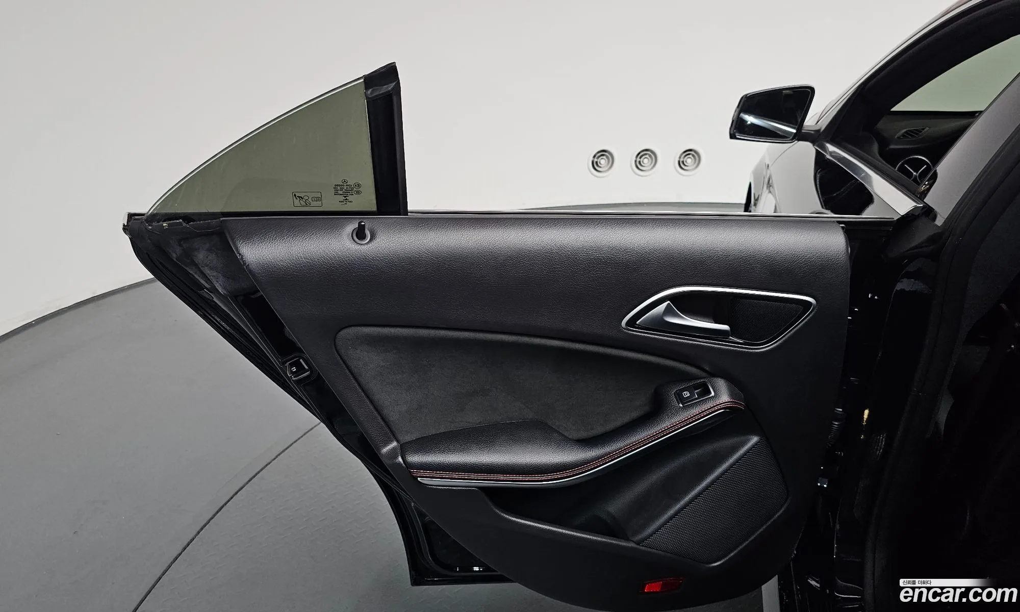 Mercedes-Benz CLA-Class C117 2018 — 7