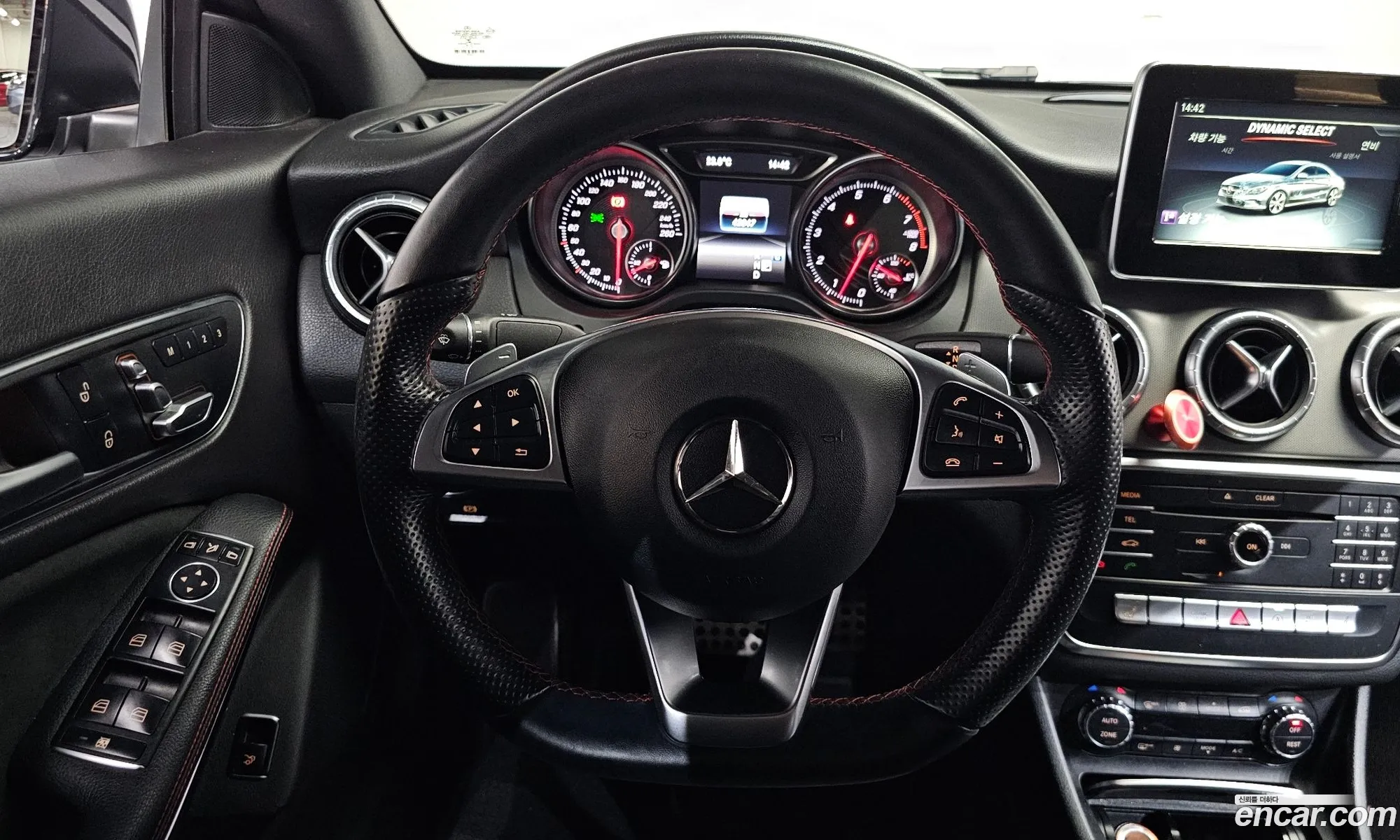 Mercedes-Benz CLA-Class C117 2018 — 5