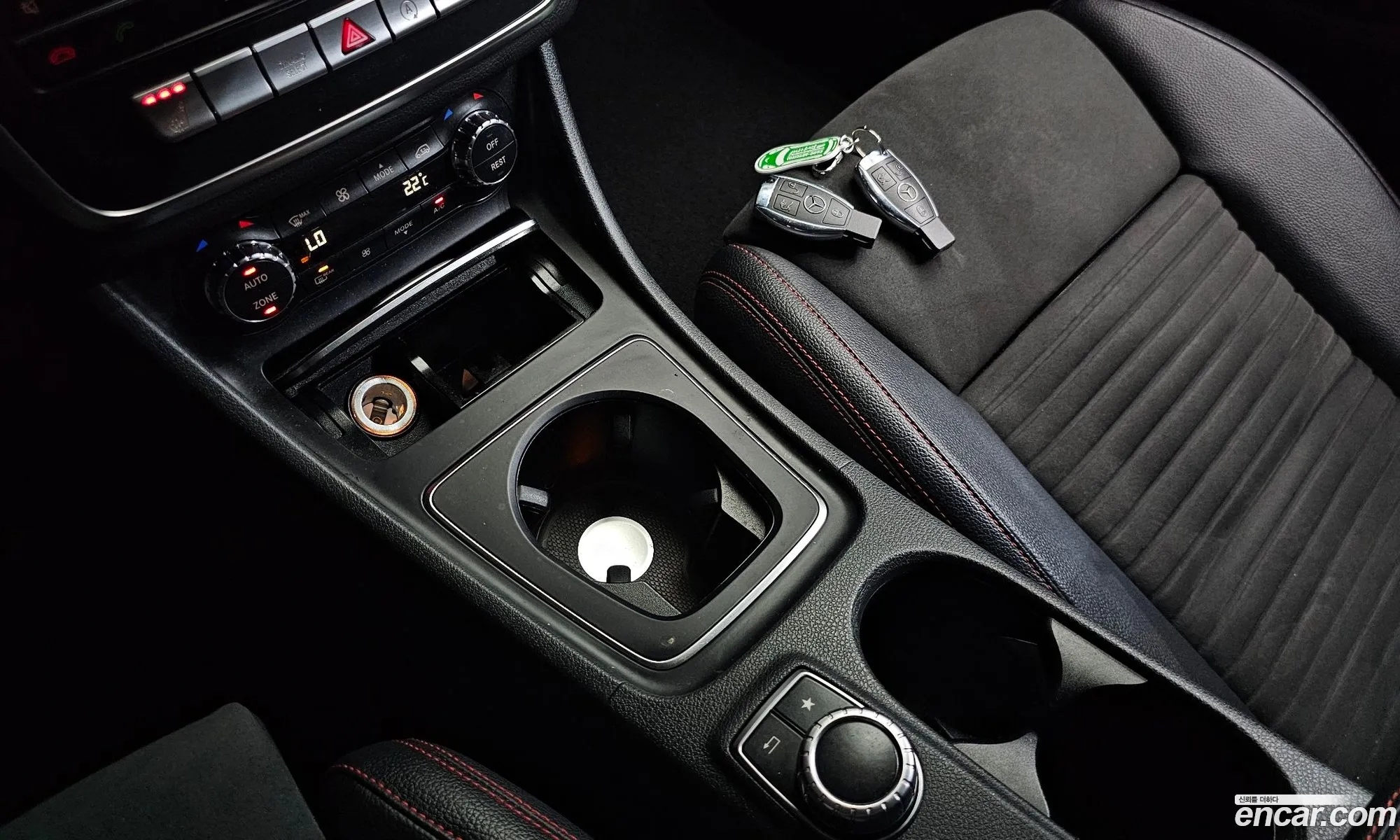 Mercedes-Benz CLA-Class C117 2018 — 30