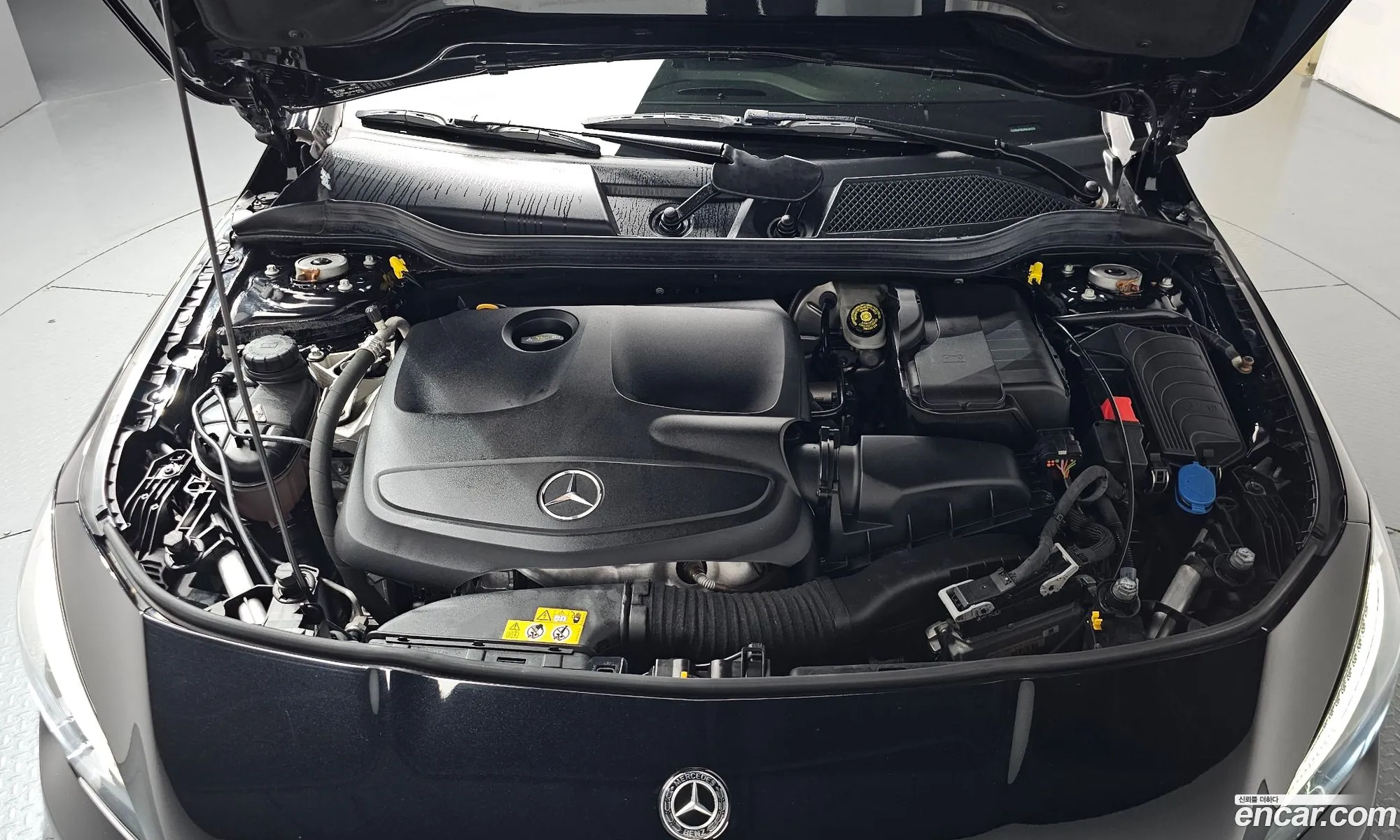 Mercedes-Benz CLA-Class C117 2018 — 15