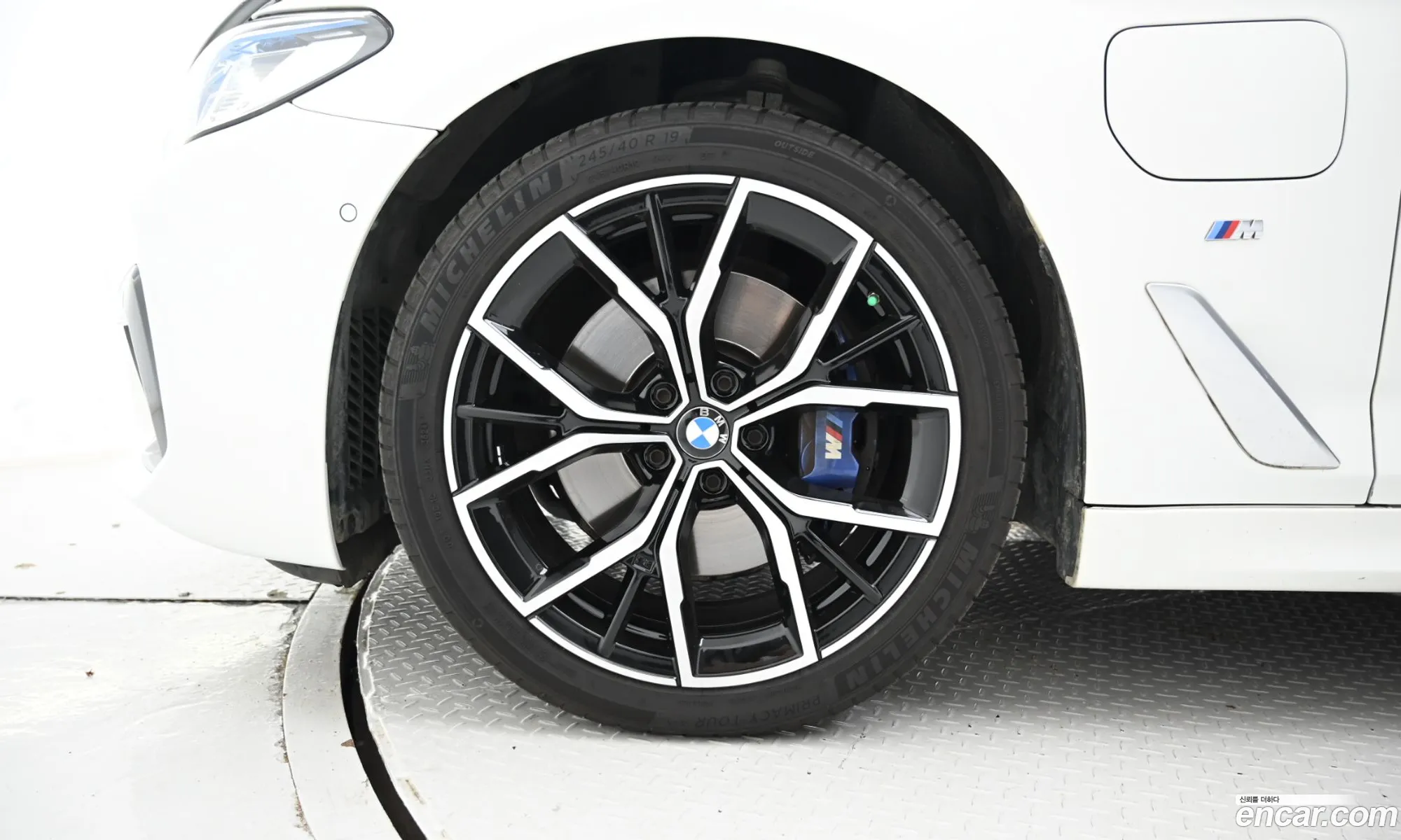 BMW 5 Series 2021 WBA51AG06MCH13374 — 4