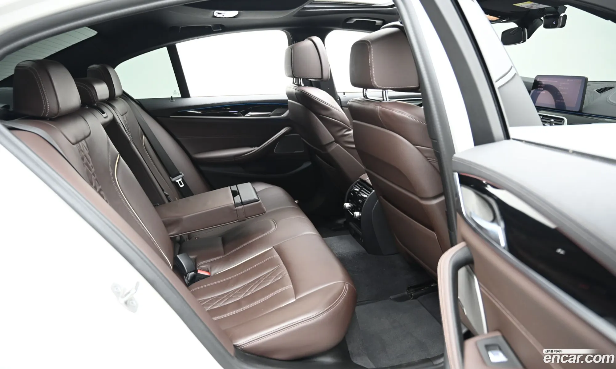 BMW 5 Series 2021 WBA51AG06MCH13374 — 8