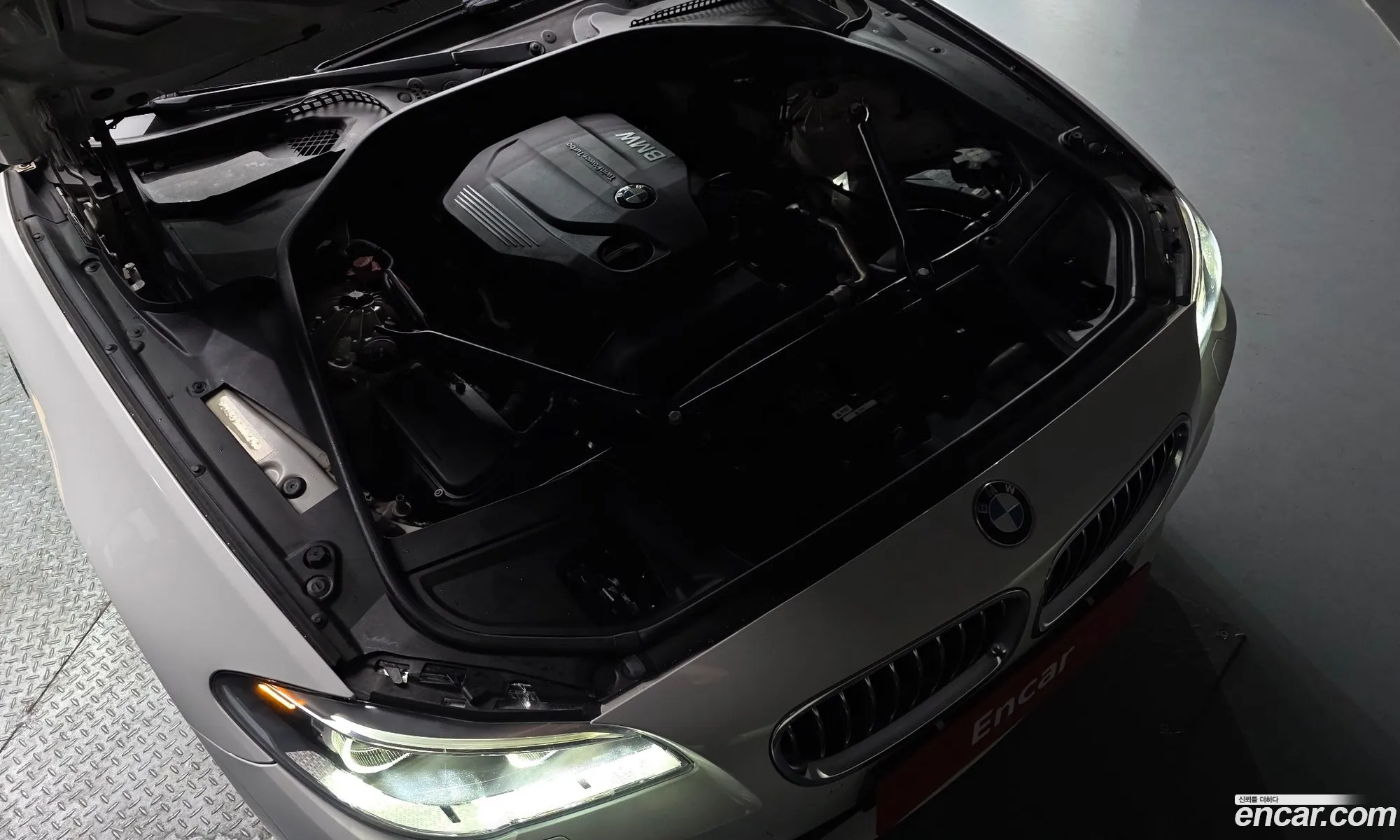 BMW 5 Series 2016 — 2