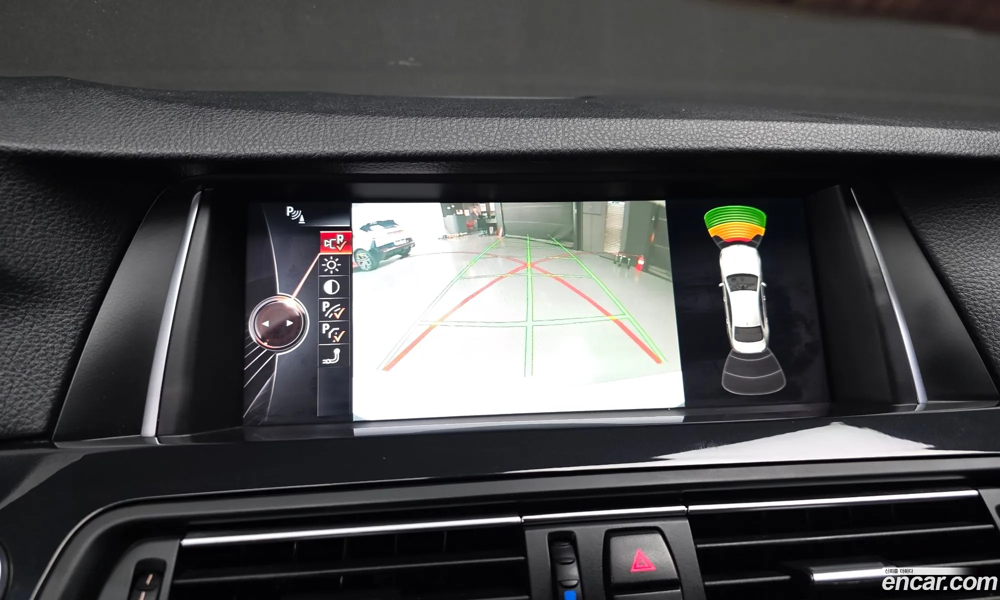 BMW 5 Series 2016 — 14