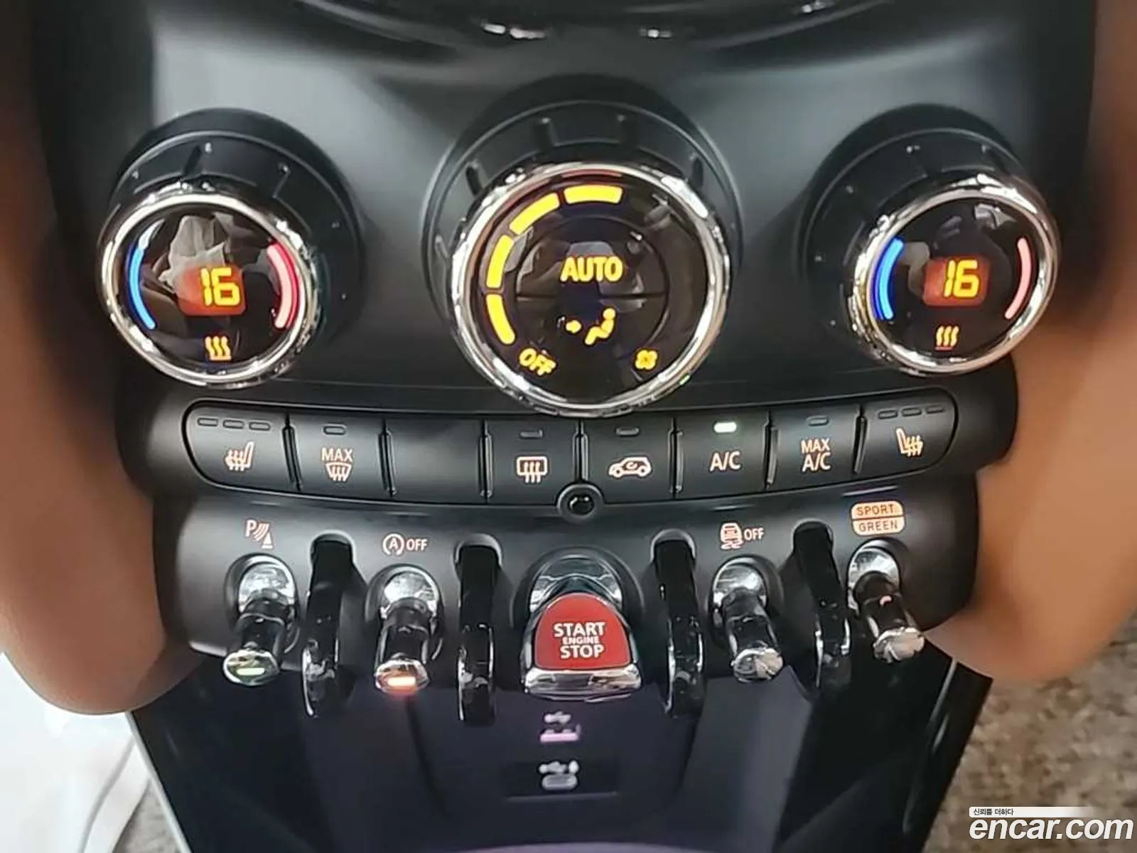 Mini Cooper S Convertible 2021 — 18
