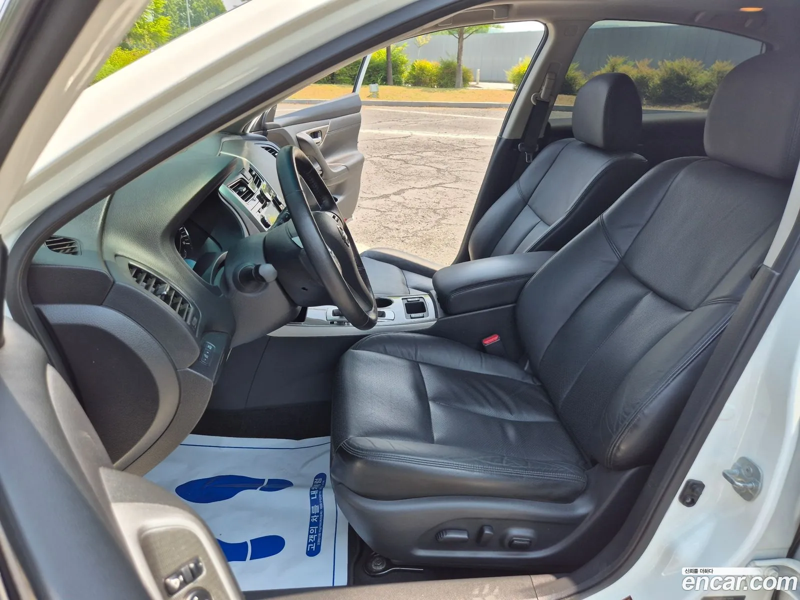 Nissan Altima 2015 — 18