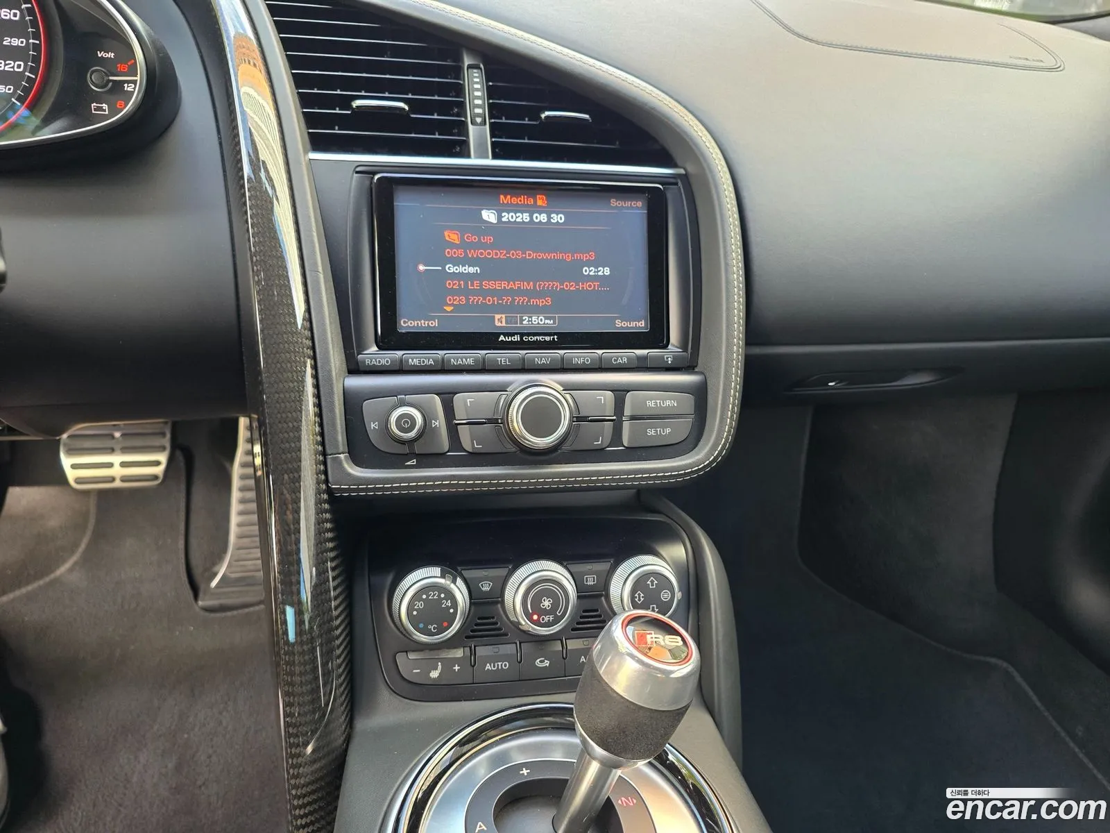 Audi R8 2014 — 19