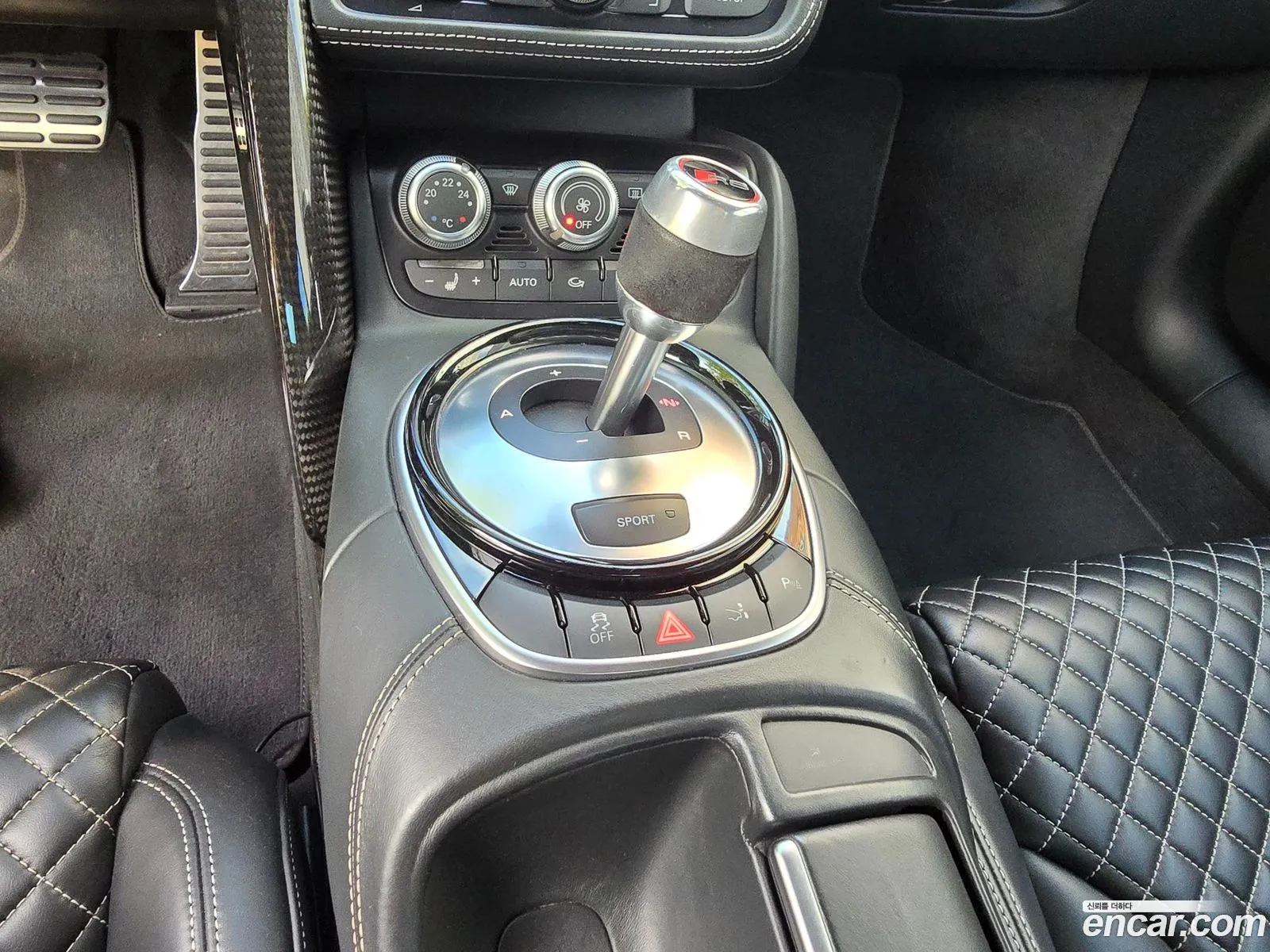 Audi R8 2014 — 17