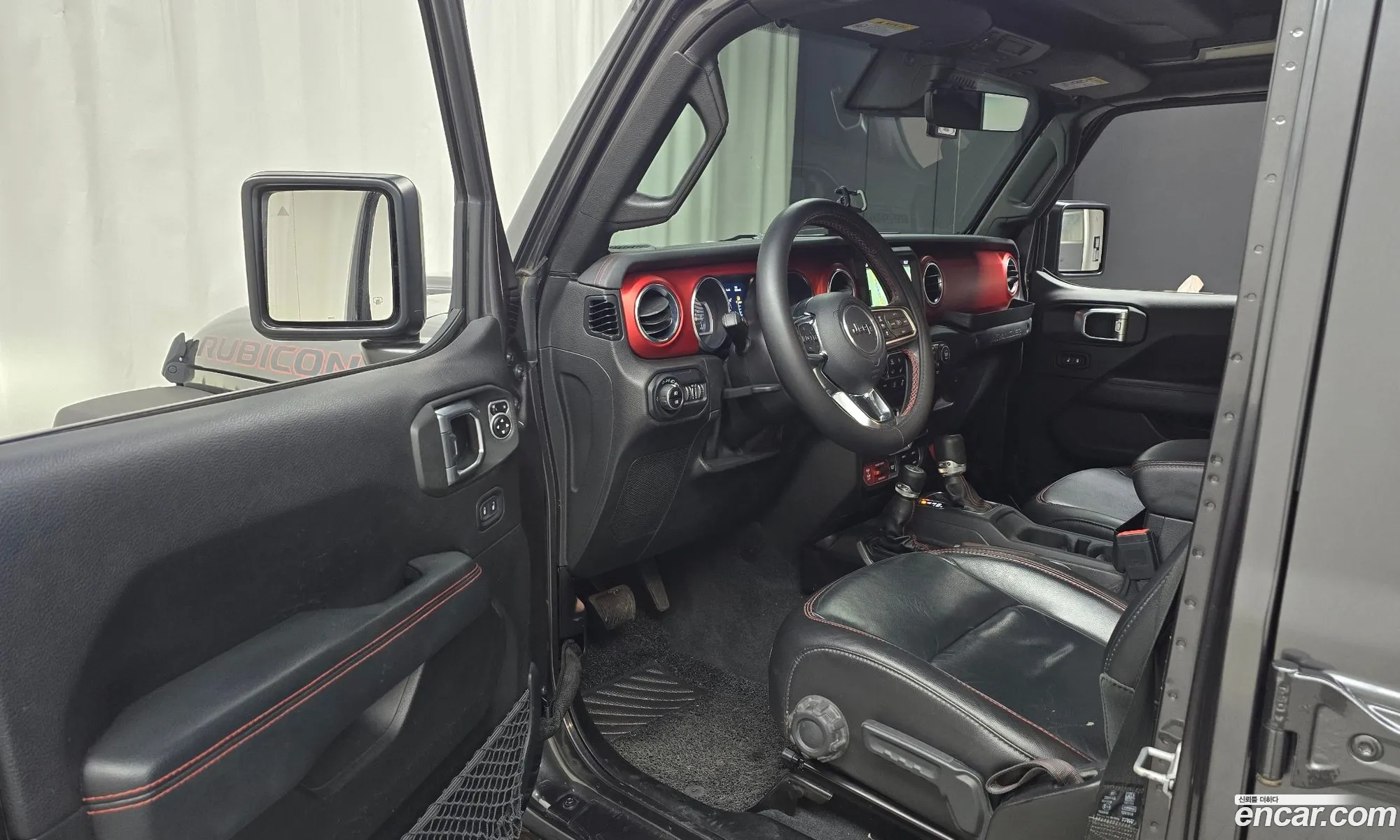 Jeep Wrangler 2019 1C4HJXFN7KW575904 — 4