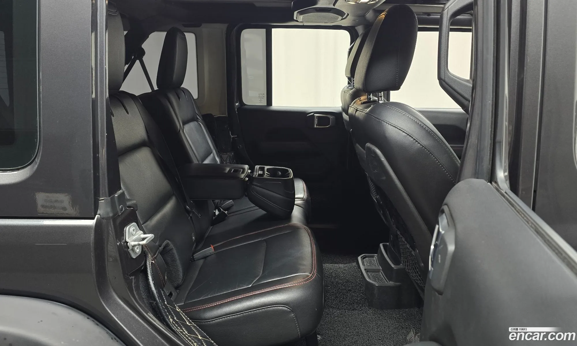 Jeep Wrangler 2019 1C4HJXFN7KW575904 — 2